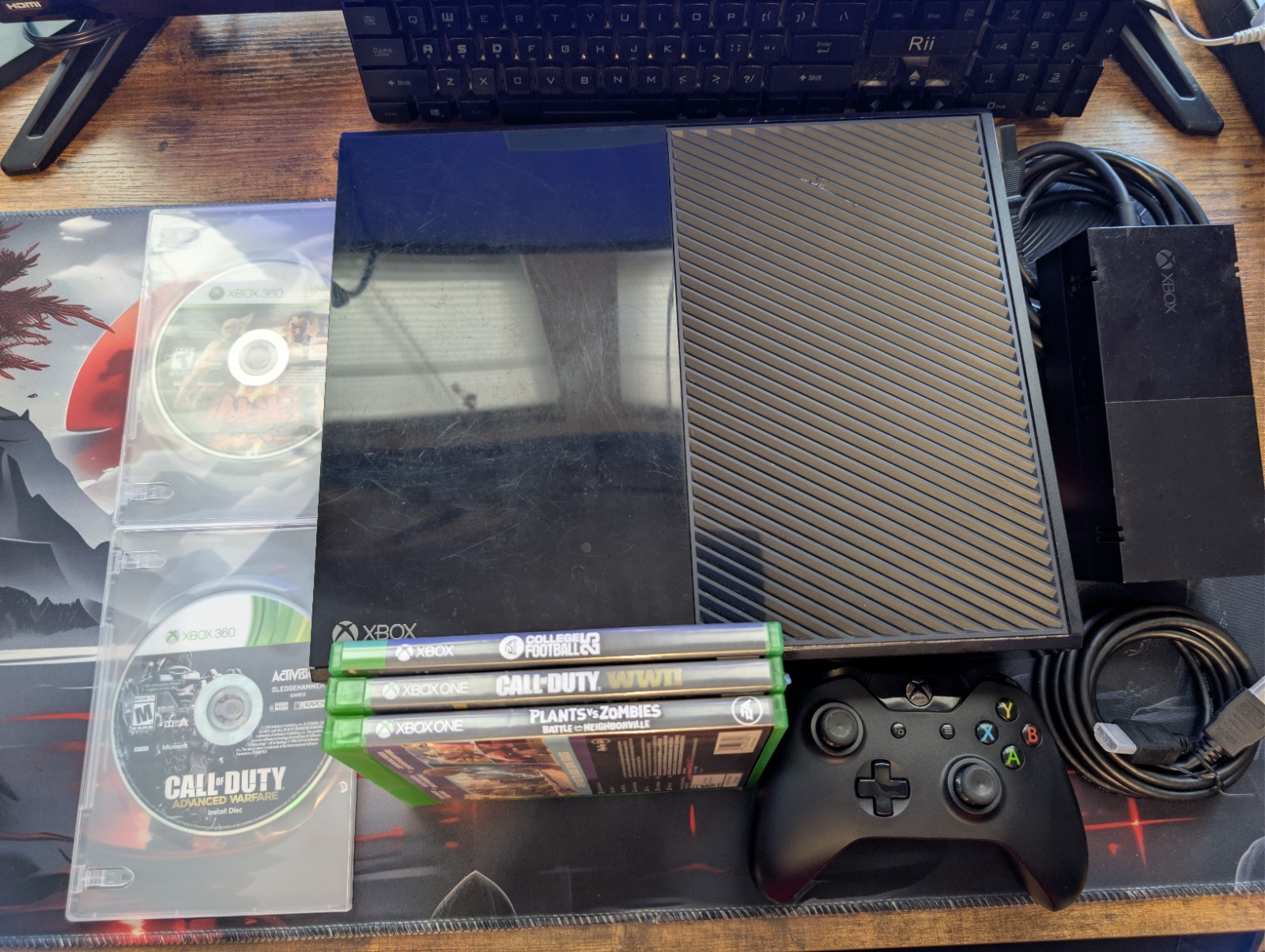 Xbox One 500GB Bundle W/ Games, Internally Cleaned & New Thermal Paste Applied