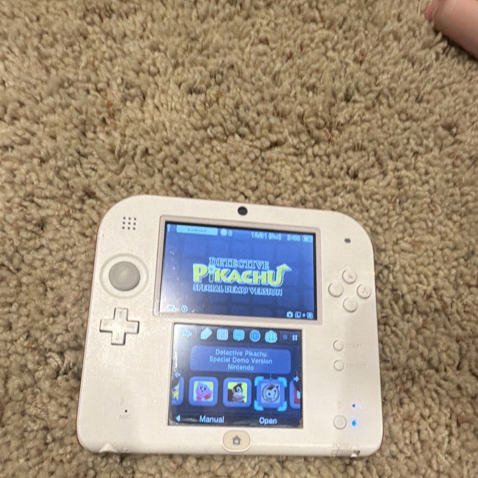 Nintendo 2DS White/Red Handheld Console w/ Charger, Wi-Fi, 4GB (FTR-001)