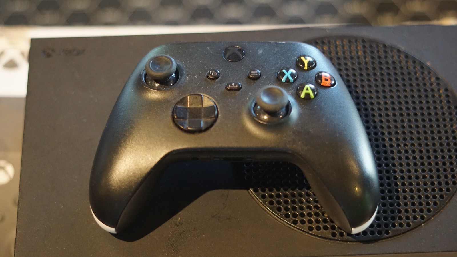 Microsoft Xbox Series S 1TB Carbon Black Console Complete In Box w/ Controller
