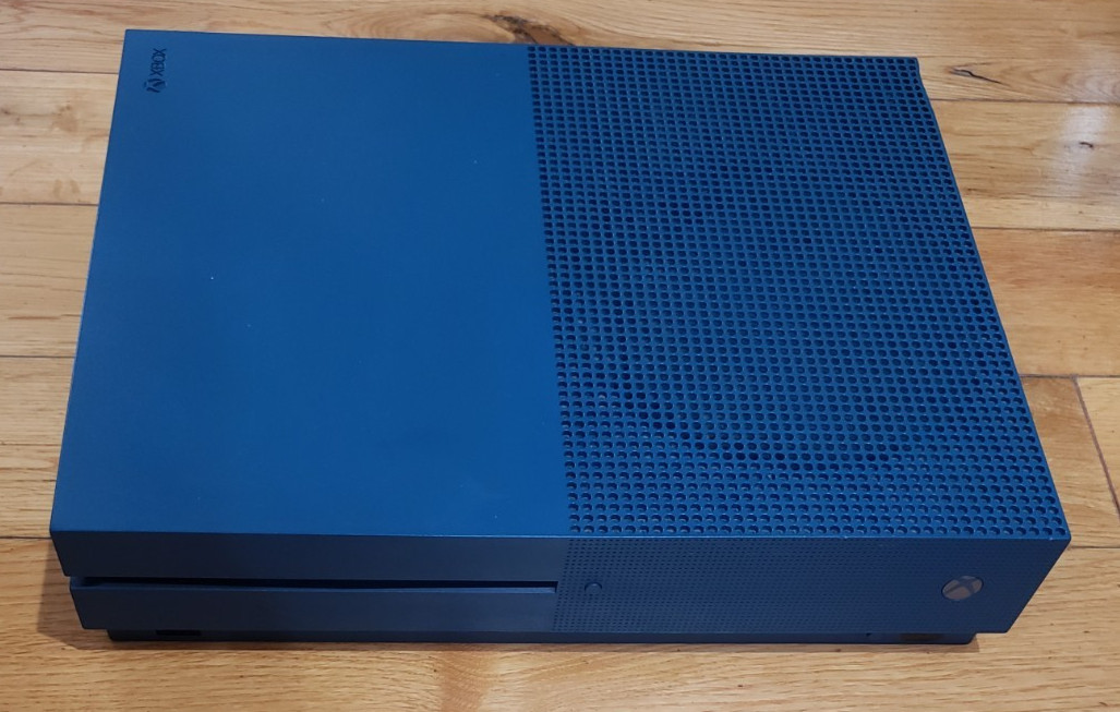 Xbox One S 500GB DEEP BLUE Special Ed. Console 1681 Bundle, Controller, TESTED