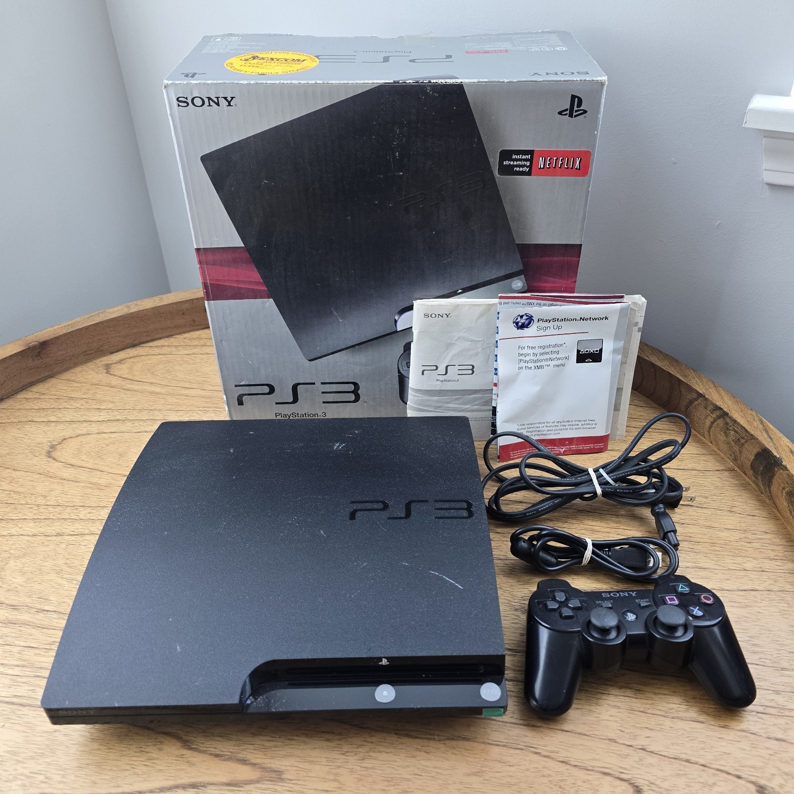Sony PlayStation 3 PS3 Console Slim 250GB CECH-2001B w/ Controller In Box