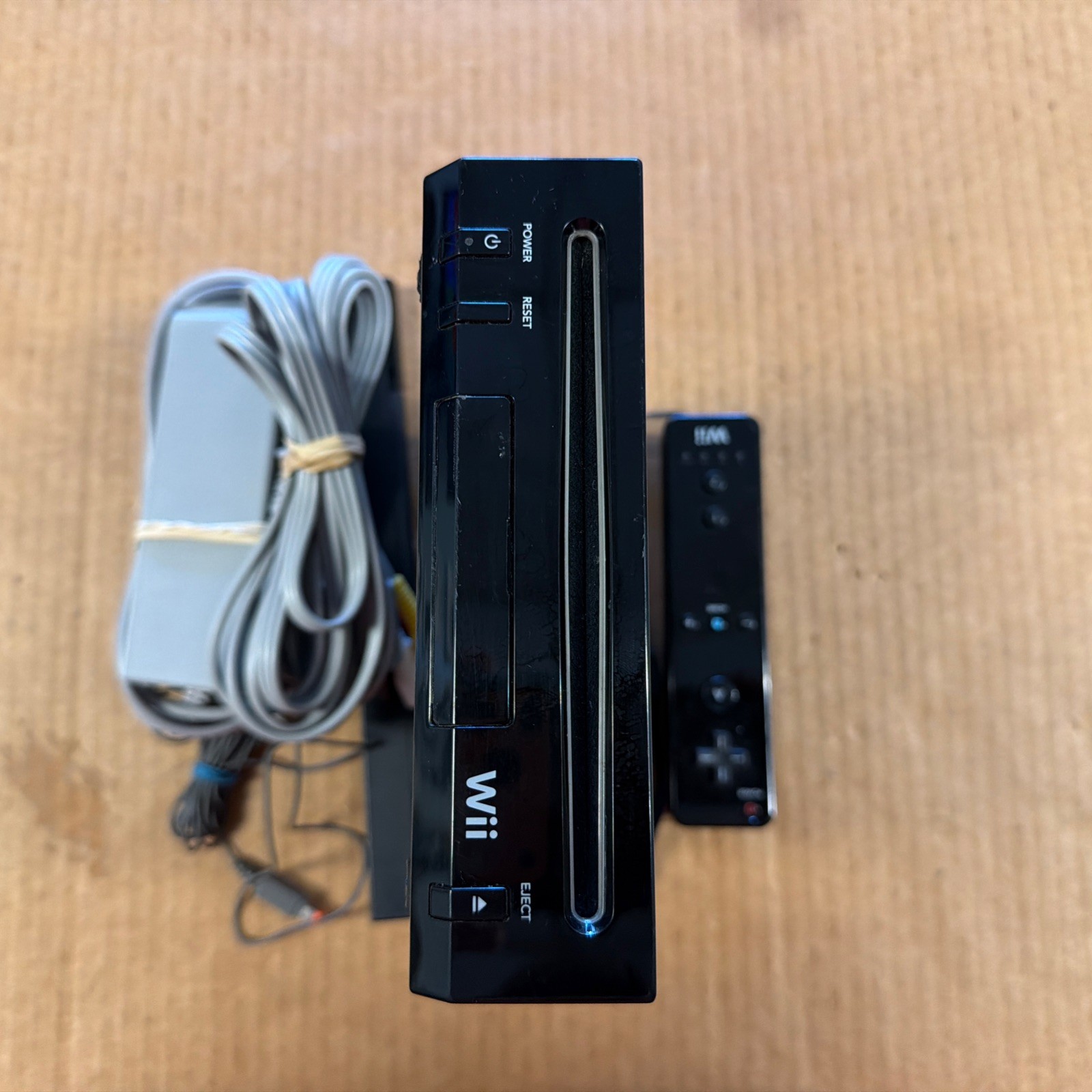 Nintendo Wii Console System, Black RVL-101 (USA) Console & Cords Tested Working