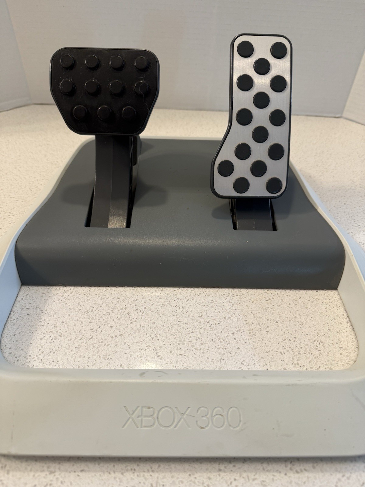 Microsoft Xbox 360 Console With Racing Wheel And Pedal 3 Controllers Tested