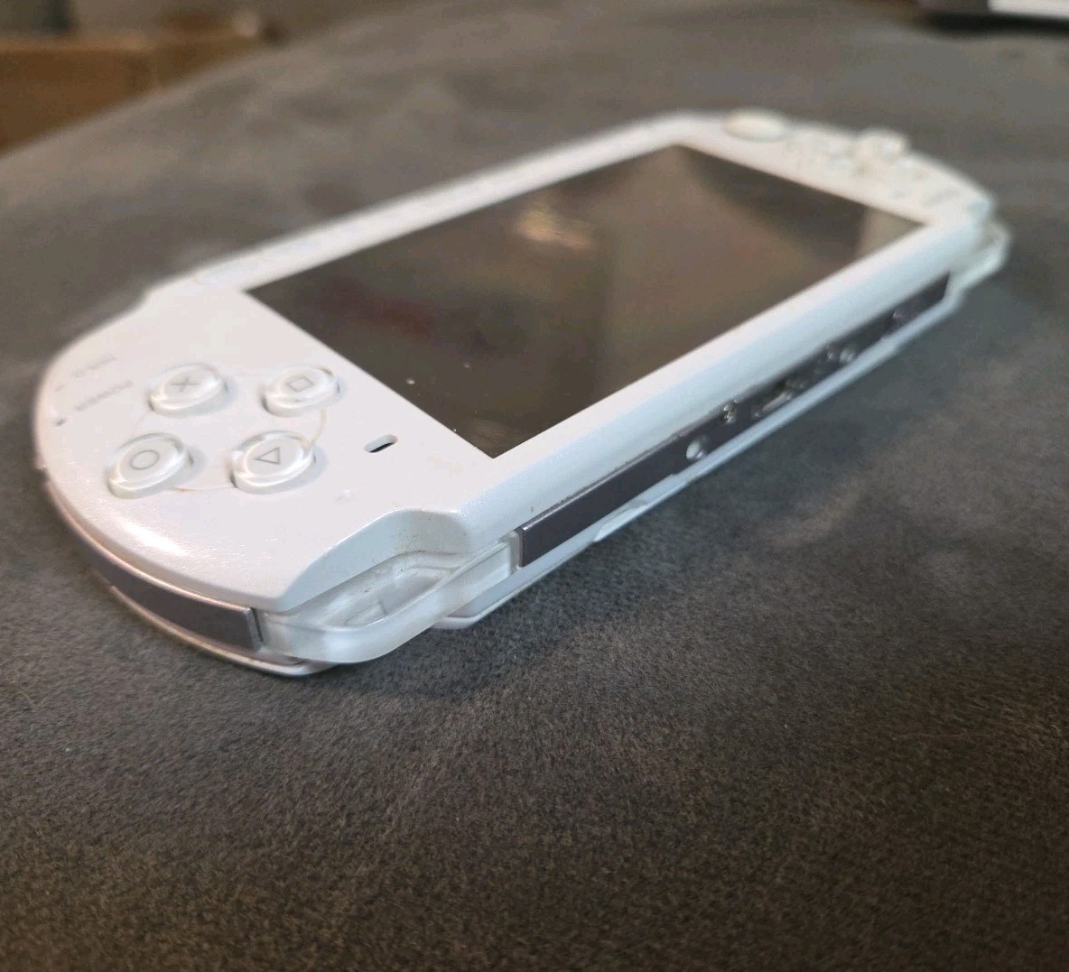 Sony PSP 3001 Handheld Console Bundle Pearl White – Tested & Working *Read DESC»
