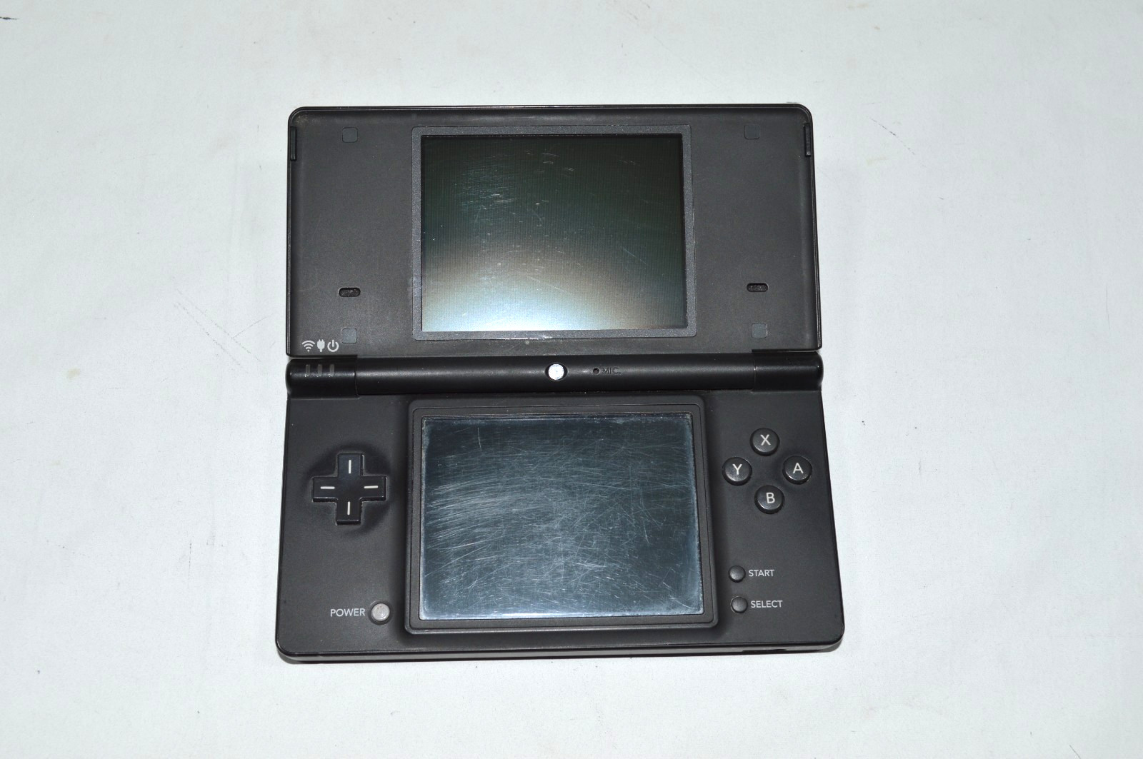 ***WATER DAMAGED*** Nintendo DSi TWL-001, Black *PARTS/REPAIR-SOLD AS IS*