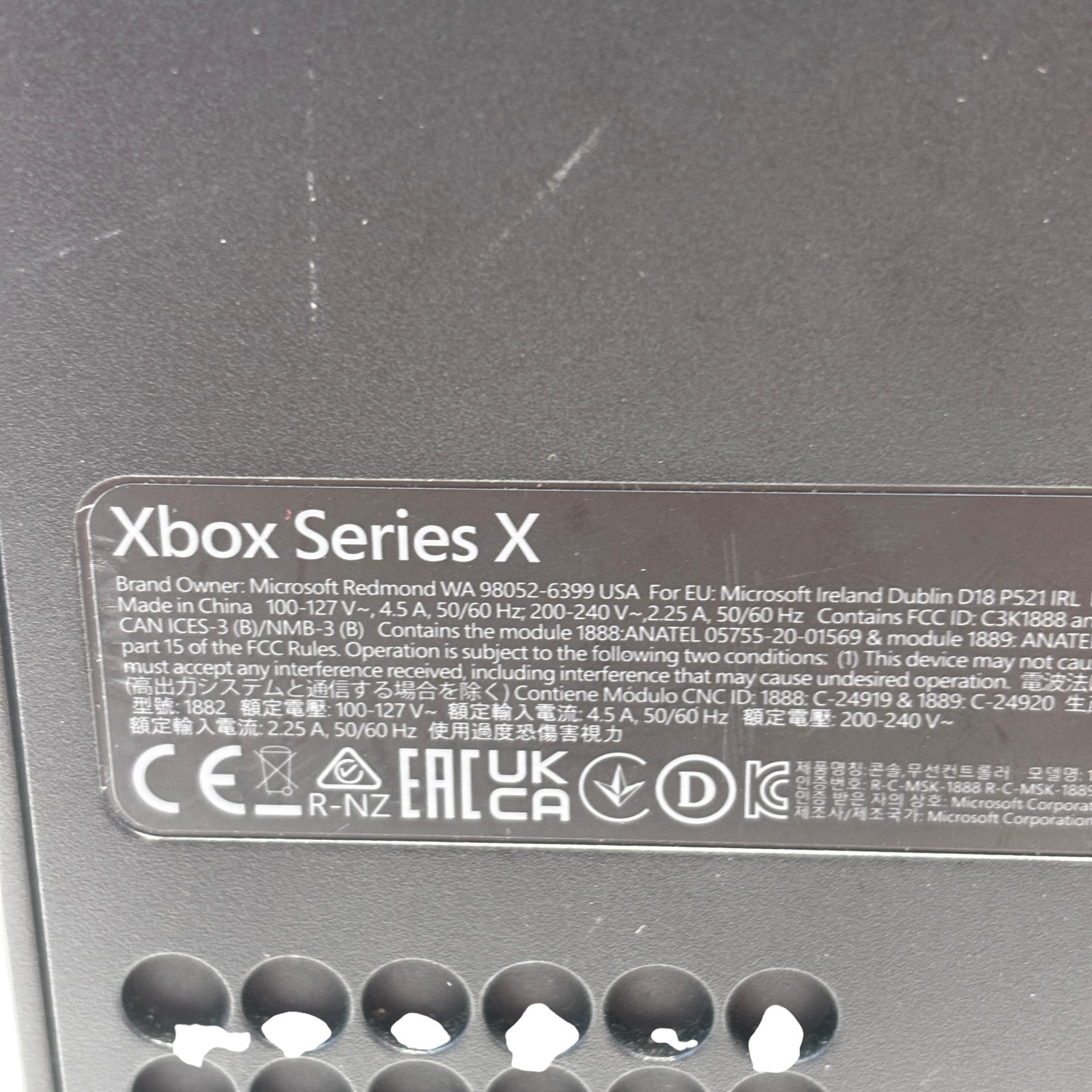 Microsoft Xbox Series X 1882 1TB Video Game Console 7871