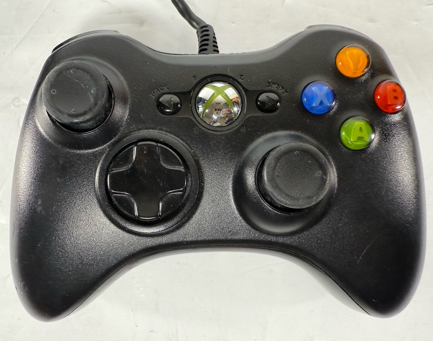 Microsoft Xbox 360 Slim Console Model 1439 4GB + Controller & Cables – Working