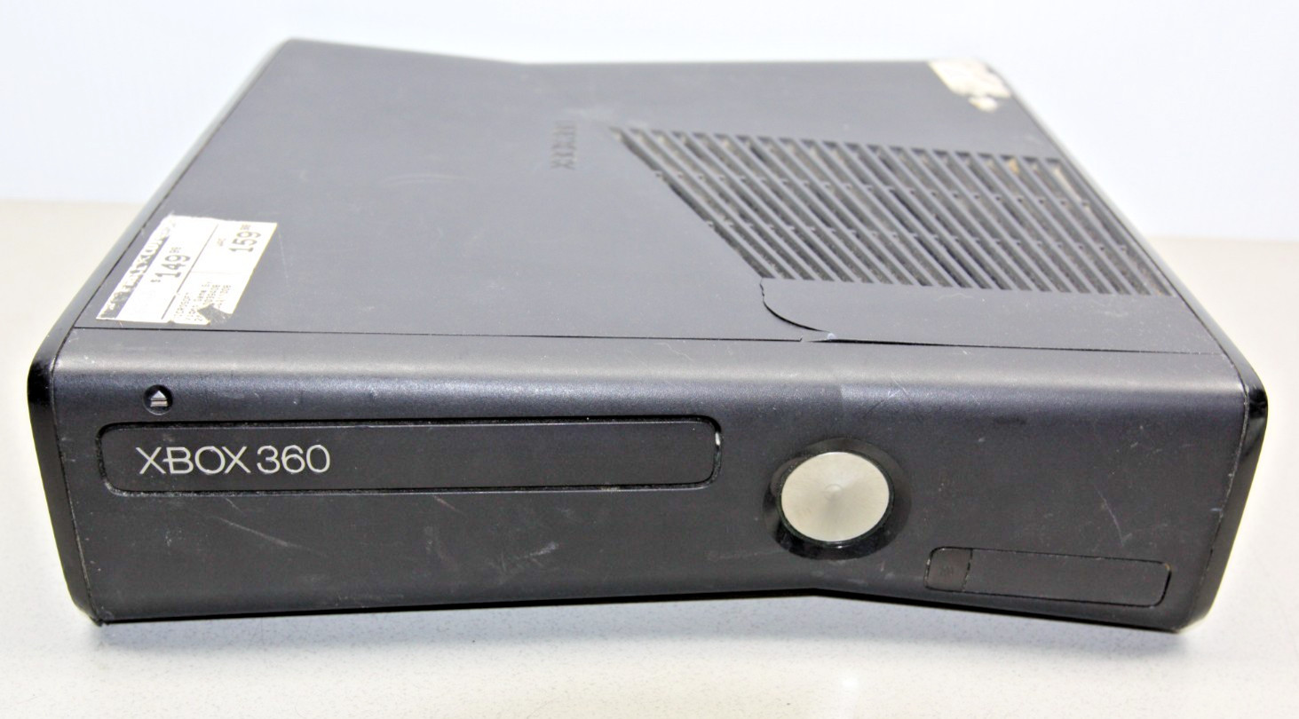 Xbox 360 Slim Gaming Console 1439 Matte Black w/ Controller & Kinect *No HDD