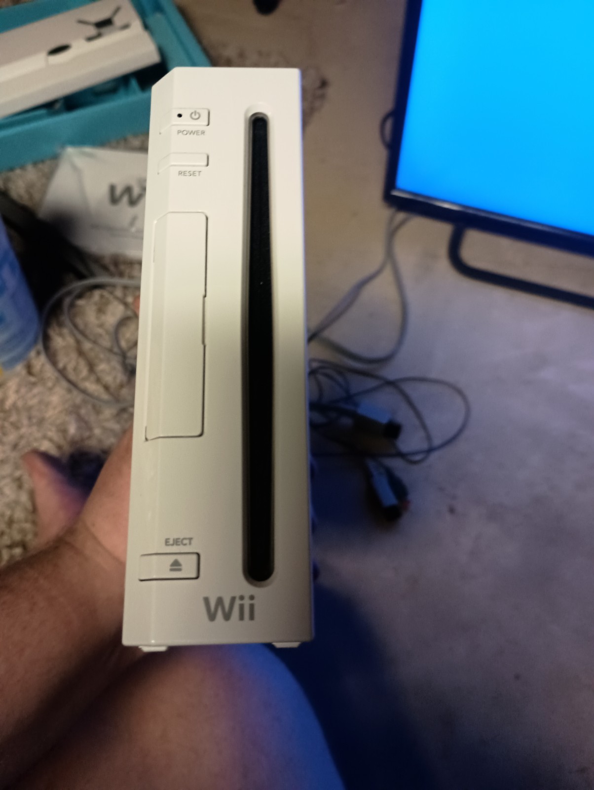 Nintendo Wii RVL-001 White Console In Box w/ Wii Sports Working