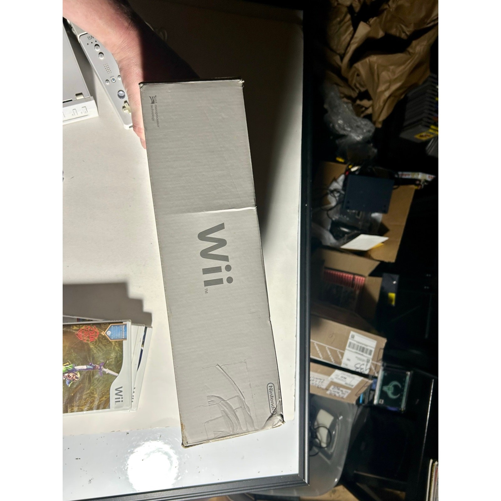 Nintendo Wii Console w/ Cords 1 Wii remote 1 Nunchuck in box w/ 4 Games🔥