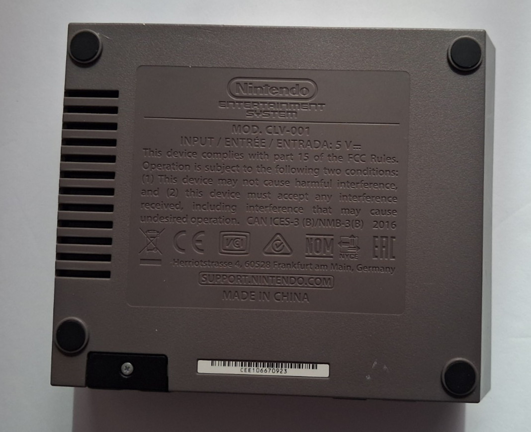 Nintendo Entertainment System NES Classic Edition Model CLV-001 Mini Console OEM