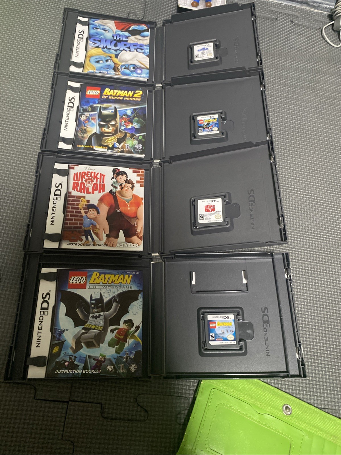 Nintendo DSi XL Blue Tested Excellent Condition Charger & 4 Games Case NO Stylus
