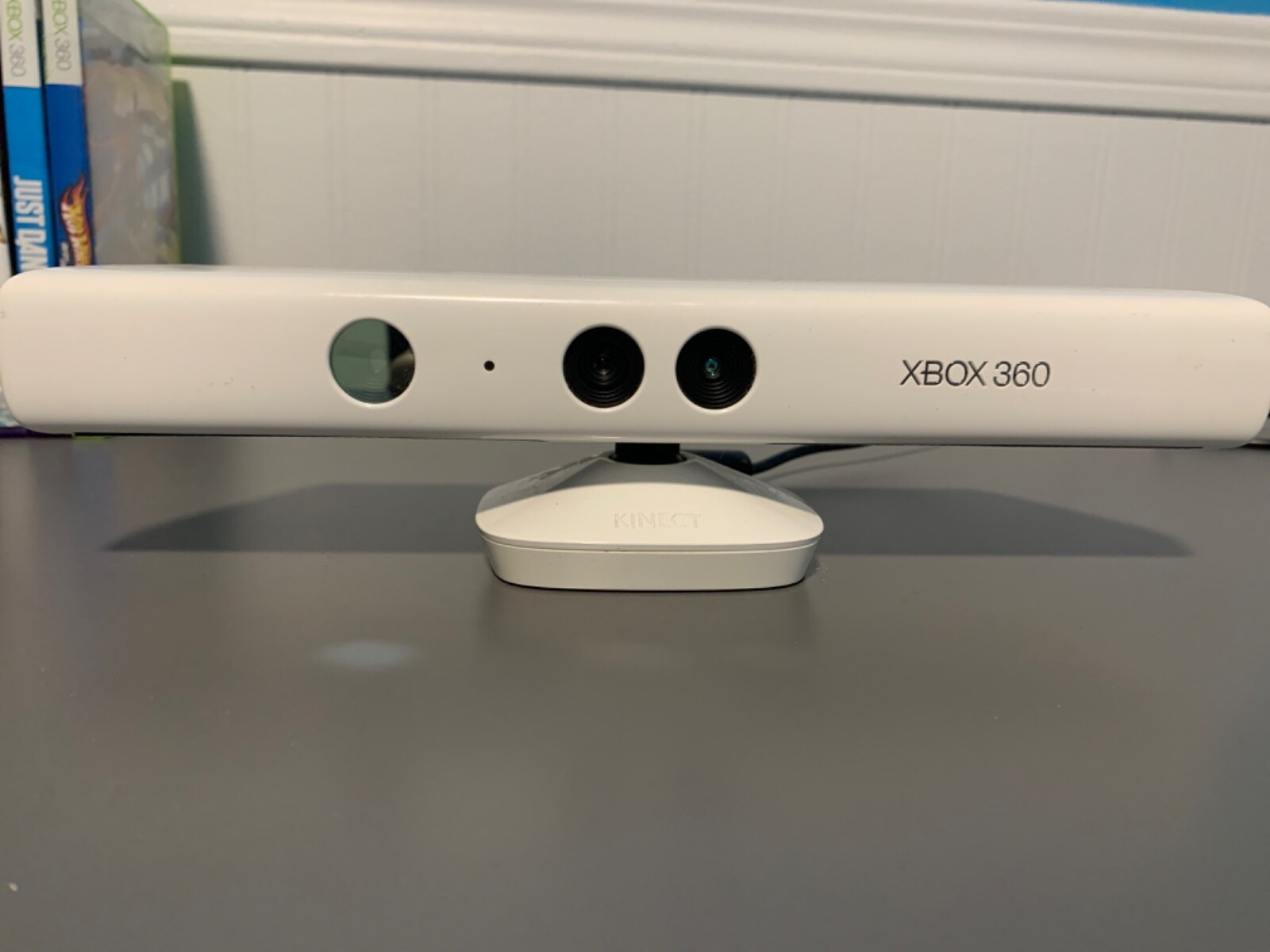 Microsoft Xbox 360 320GB Kinect Star Wars Limited Edition Please look at photos 