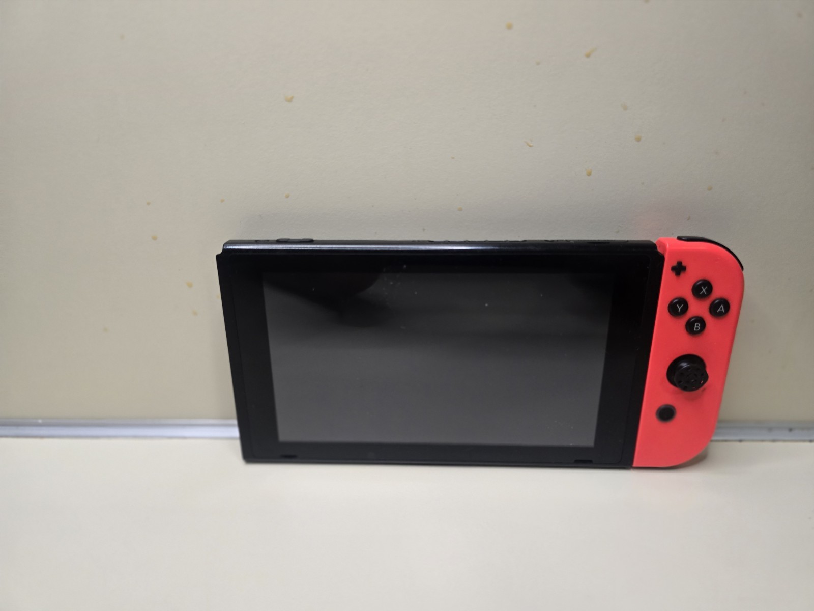 Nintendo Switch Console Red Joy-Cons Dock Grip HAC-001 Used Storage Find