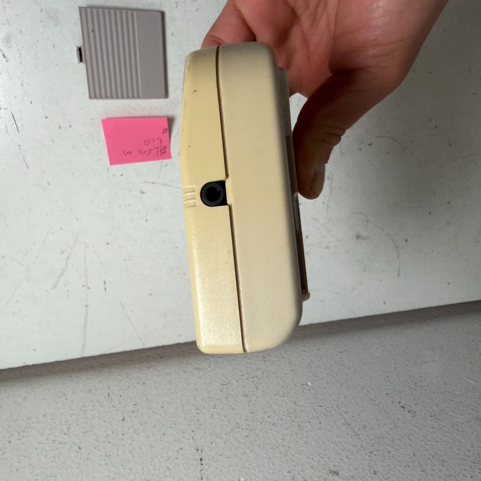 Nintendo Game Boy DMG-01 Beige Classic Wireless Portable Game Console – READ