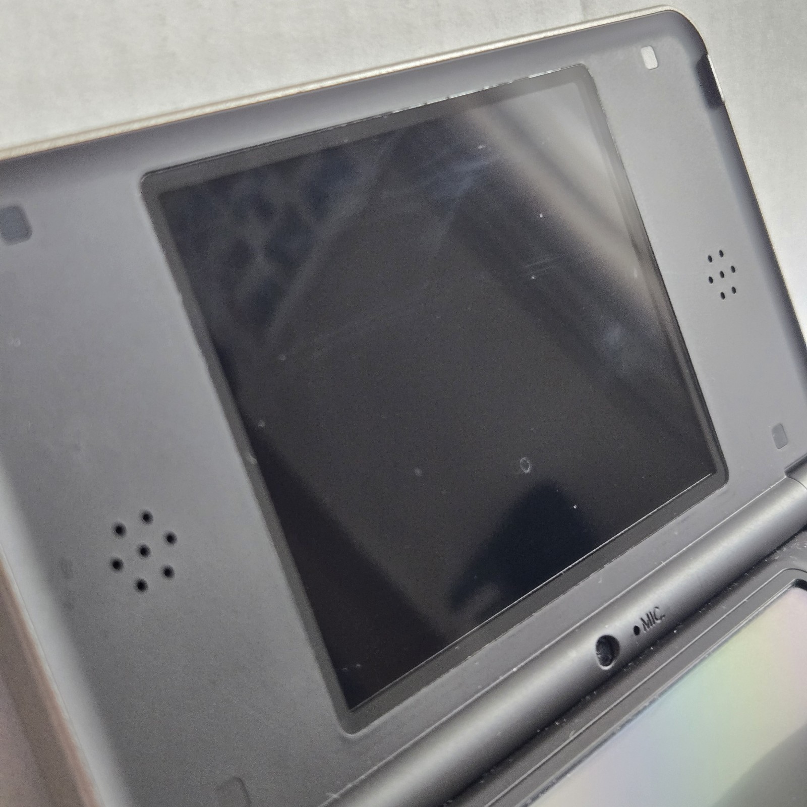 Nintendo DSi XL Bronze/Black Handheld Console Wi-Fi UTL-001 NTSC-U/C