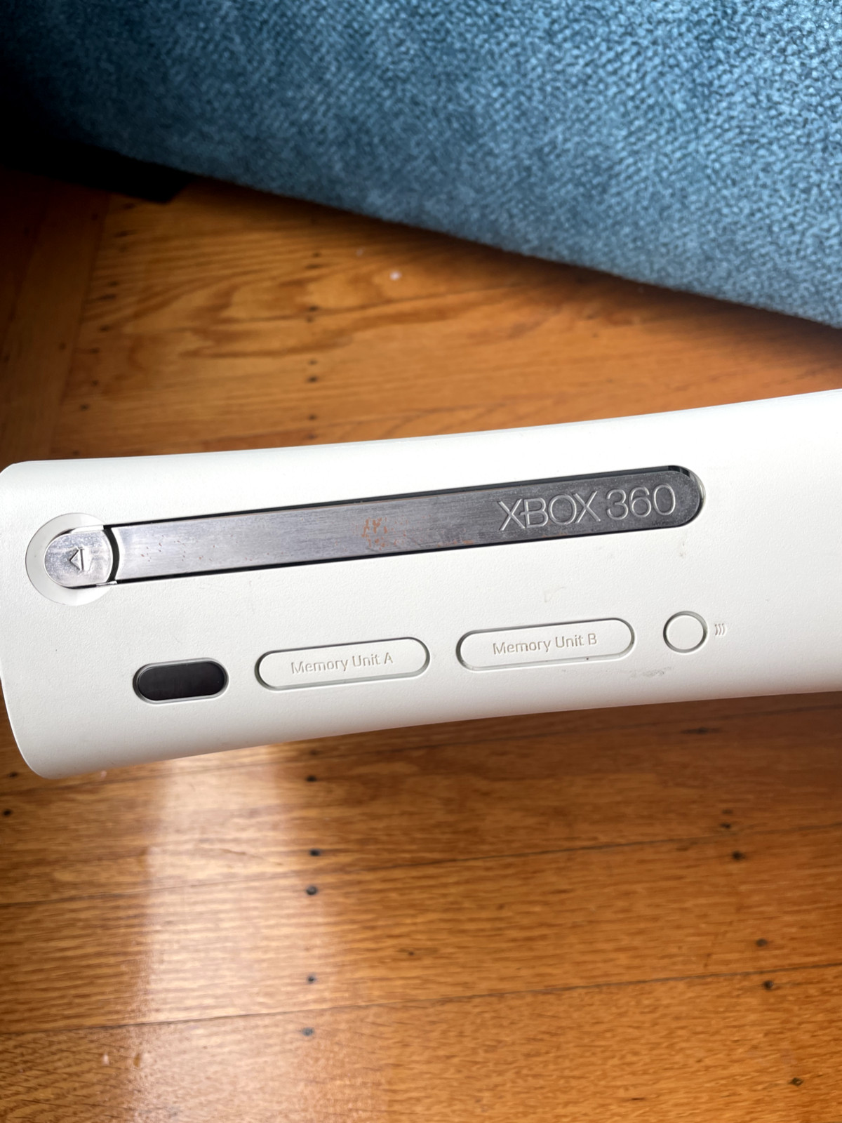Microsoft Xbox 360 Pro 60GB Hard drive with RCA + component HD AV cable HDD