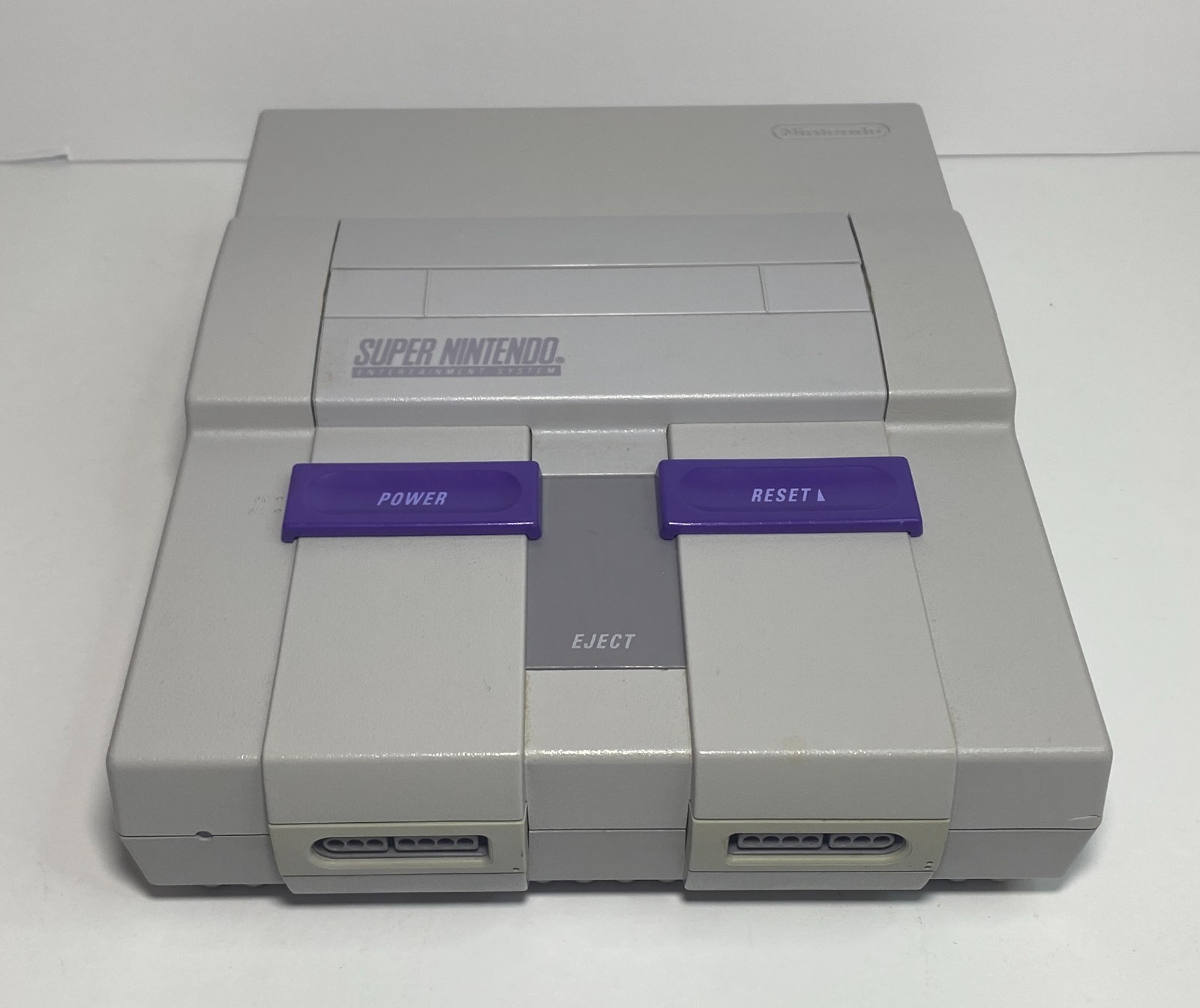 Super Nintendo SNES Console Bundle with 2 Controllers – Tested / Clean
