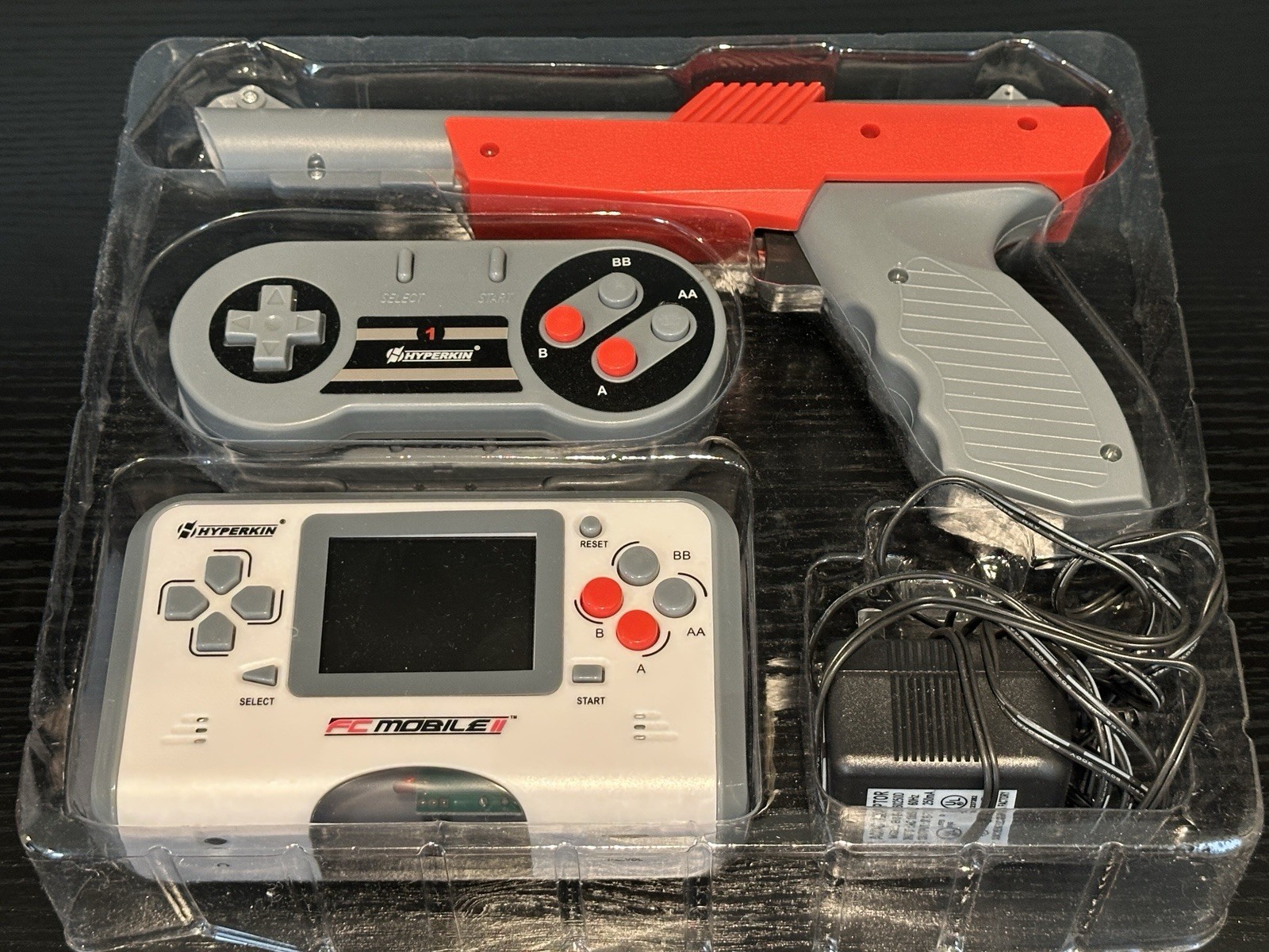 Hyperkin FC Mobile II Handheld NES Console Wireless Controller – Open Box & Test