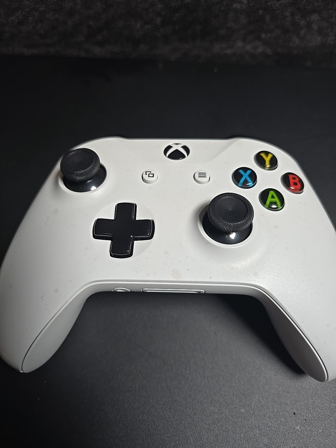 Microsoft Xbox One X 1TB Console Model 1787 Bundle + 1 Controller 9 Games