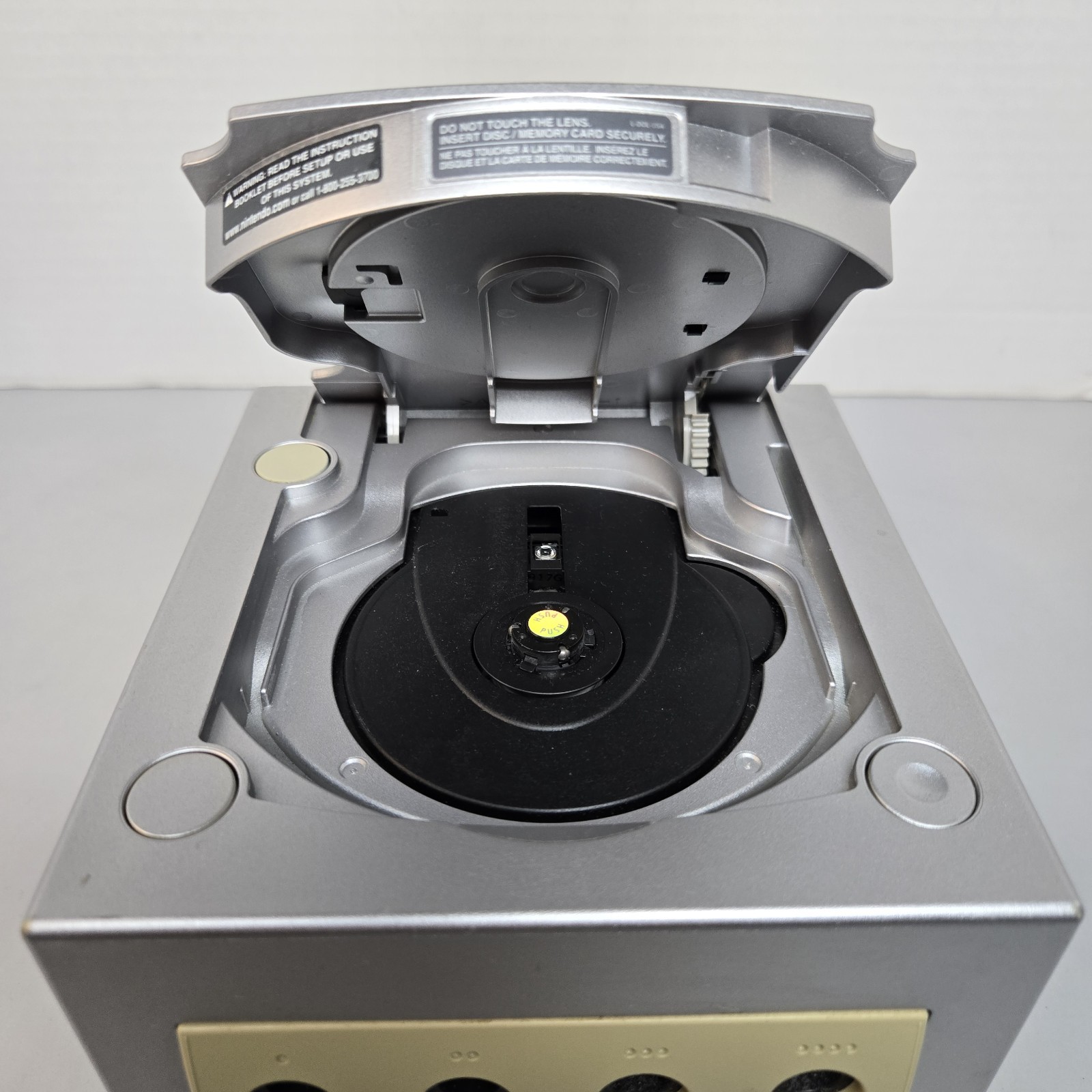 Nintendo GameCube Platinum Silver DOL-001 USA | Console Only – Tested