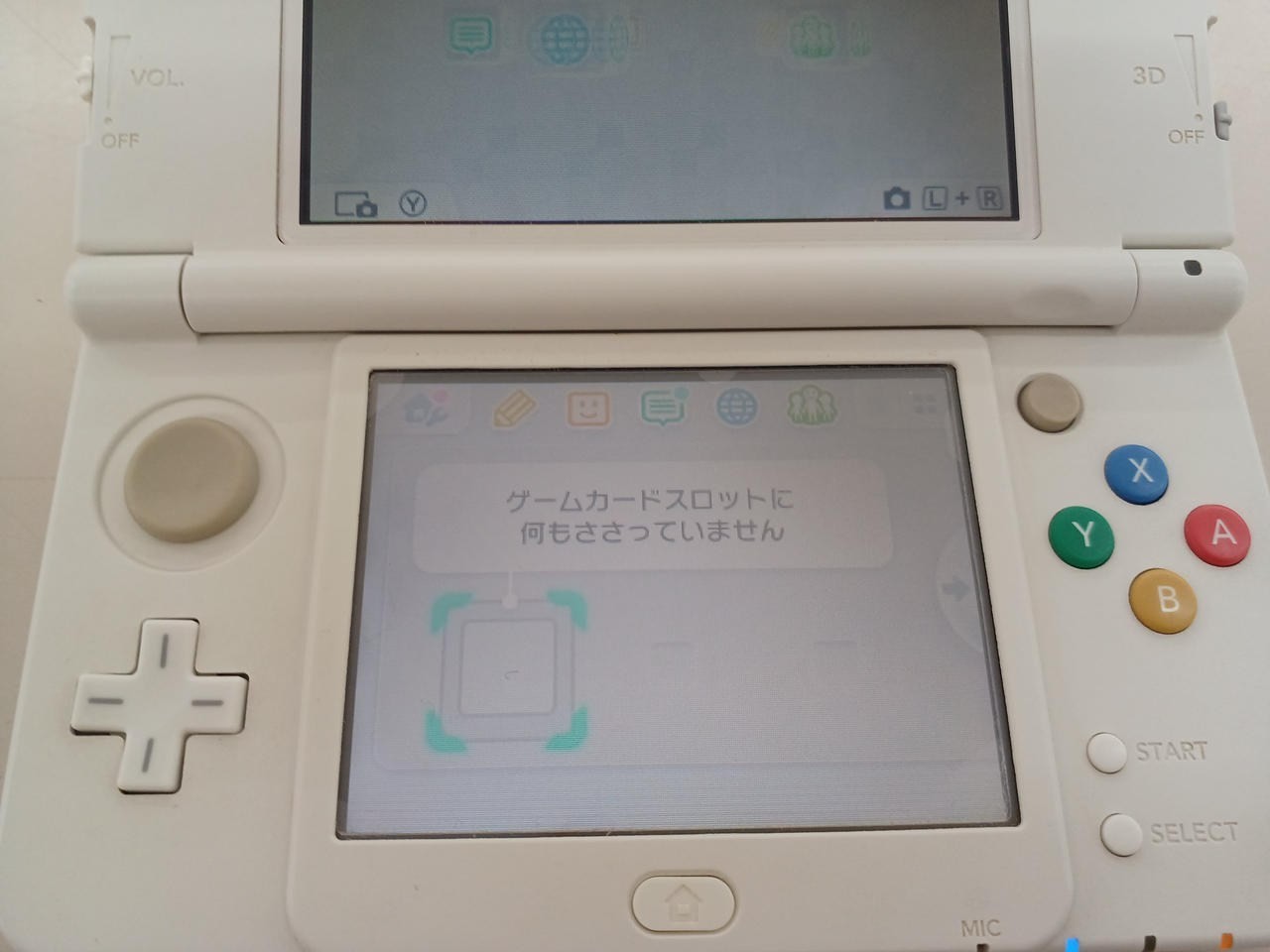 Nintendo New 3DS White Console KTR-001 A1751