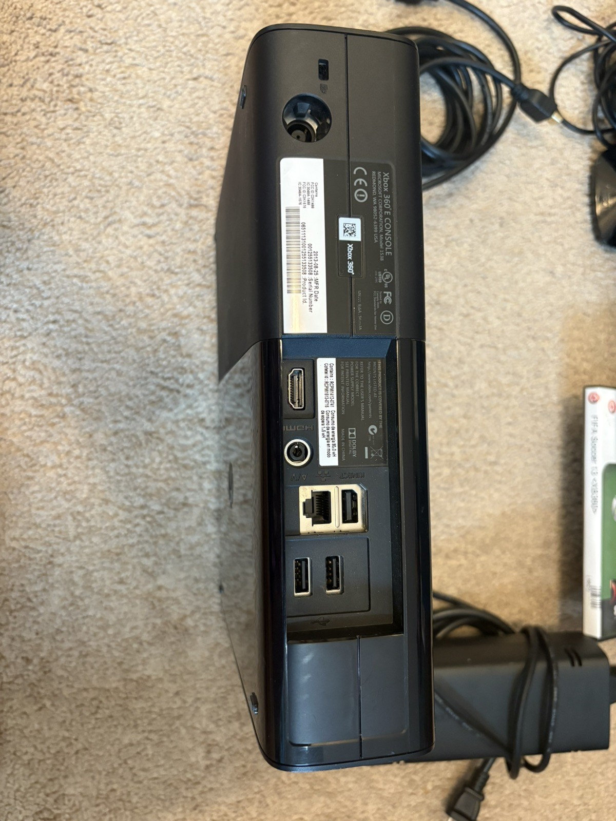 Xbox 360 Slim 250GB Console With power and Kinect Video + HDMI cord + 6 games