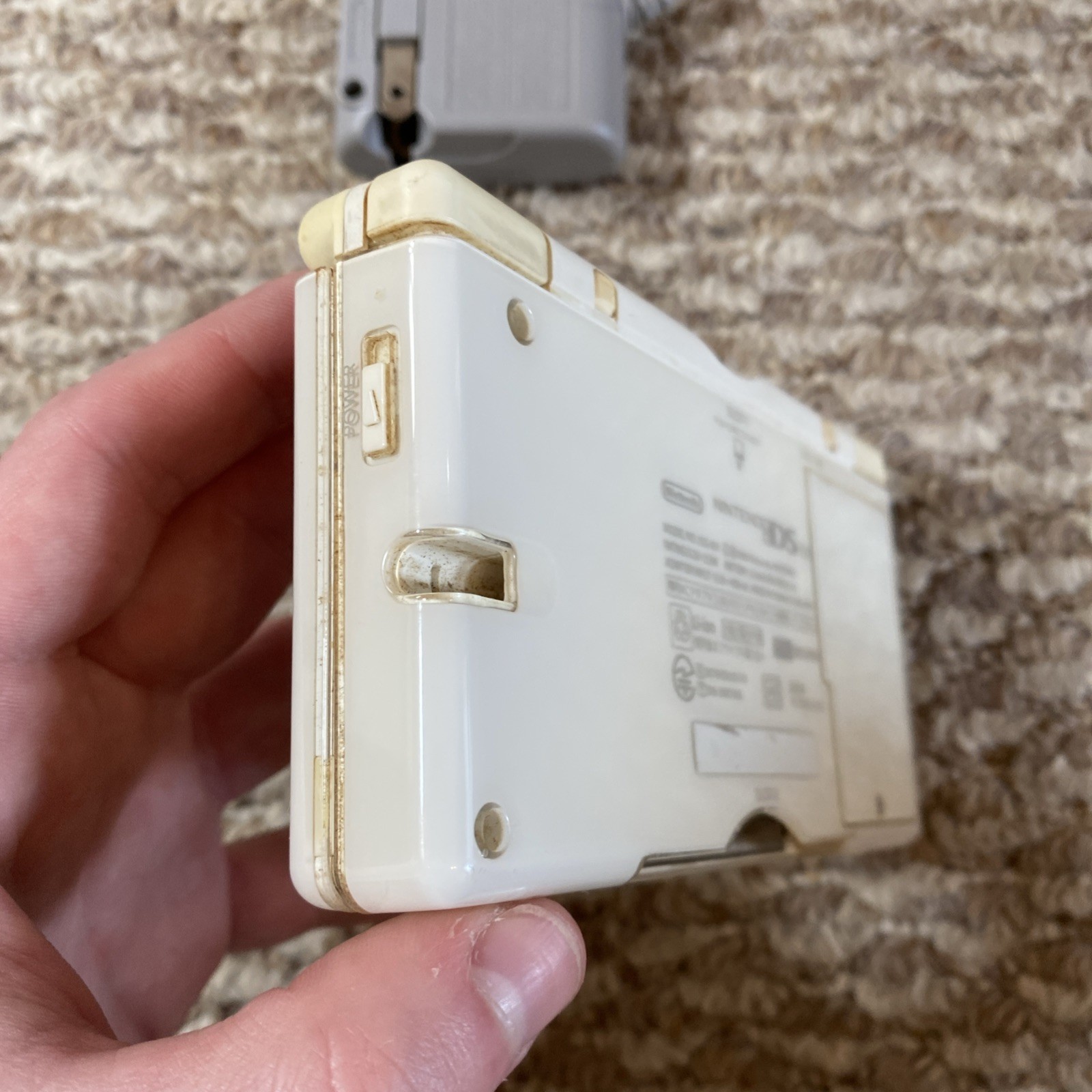 Nintendo DS Lite (USG-001) Handheld – White Charger
