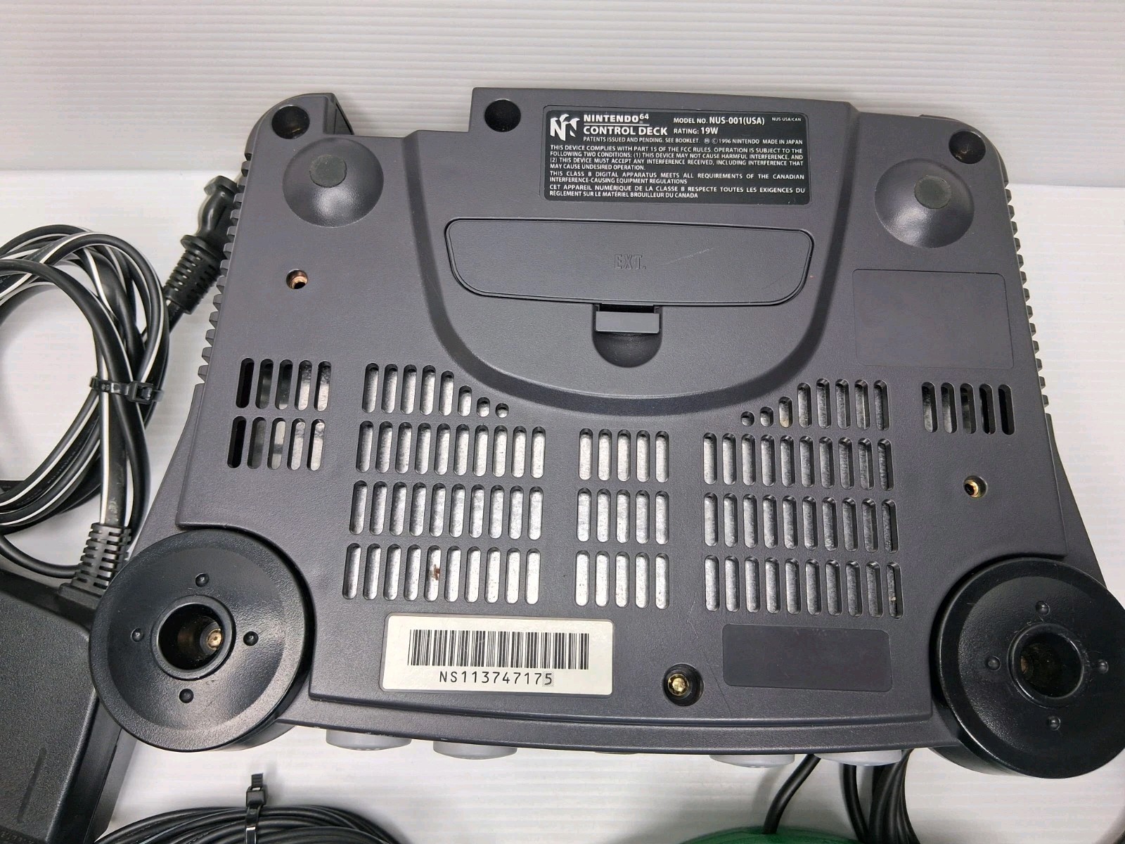 Nintendo N64 NUS-001 Black Console With OEM Green Controller & Cords Tested