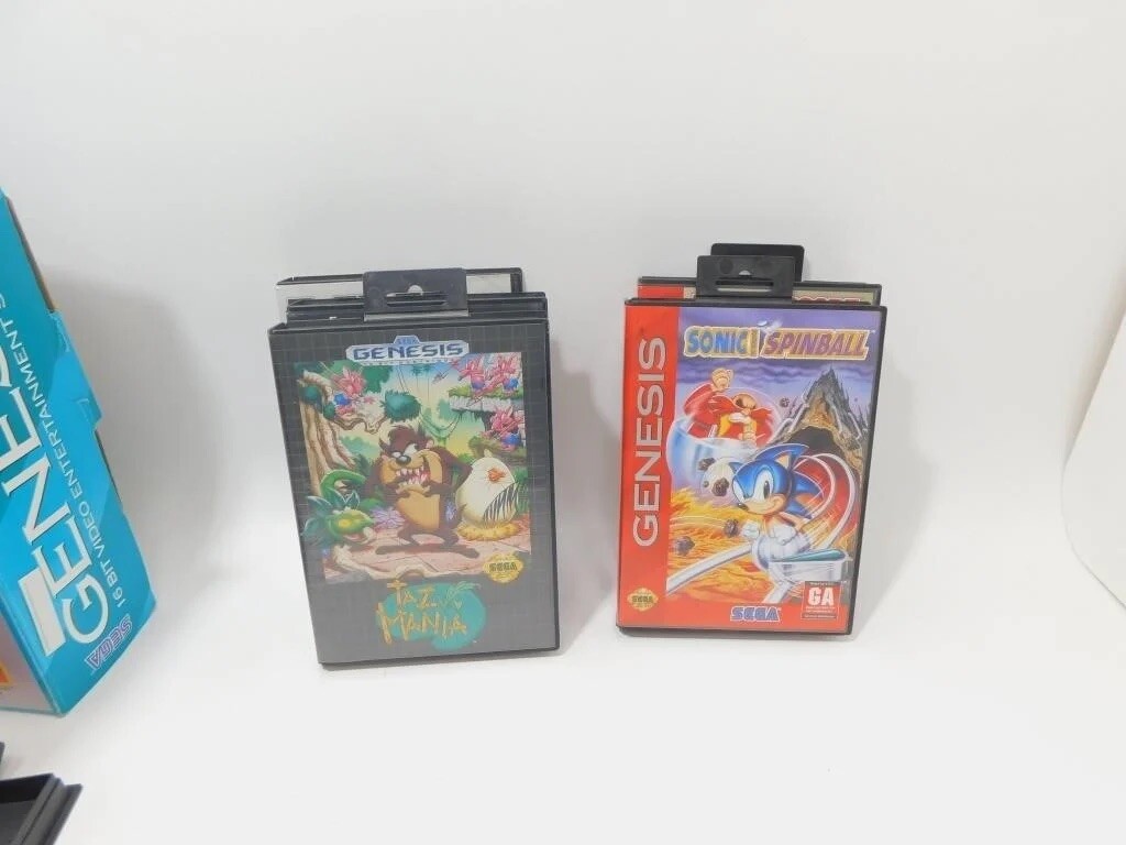 SEGA GENESIS Core System 3 VIDEO GAME CONSOLE BUNDLE with Games and Box