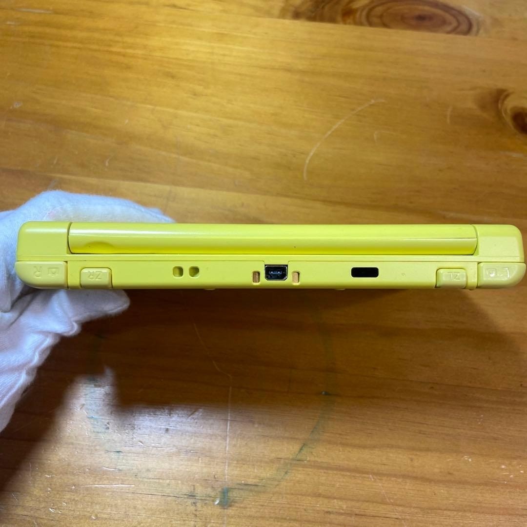 New Nintendo 3DS LL Console, Pikachu Yellow, 6095 From Japan