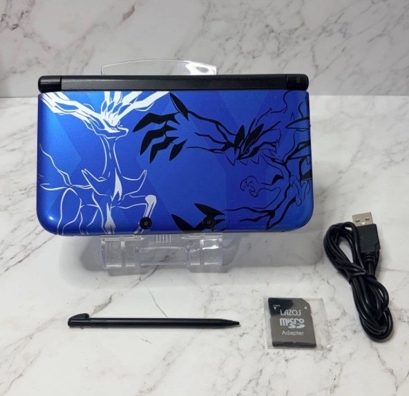 [Limited Edition – Includes Accessories] Nintendo 3DS XL Pokemon XY