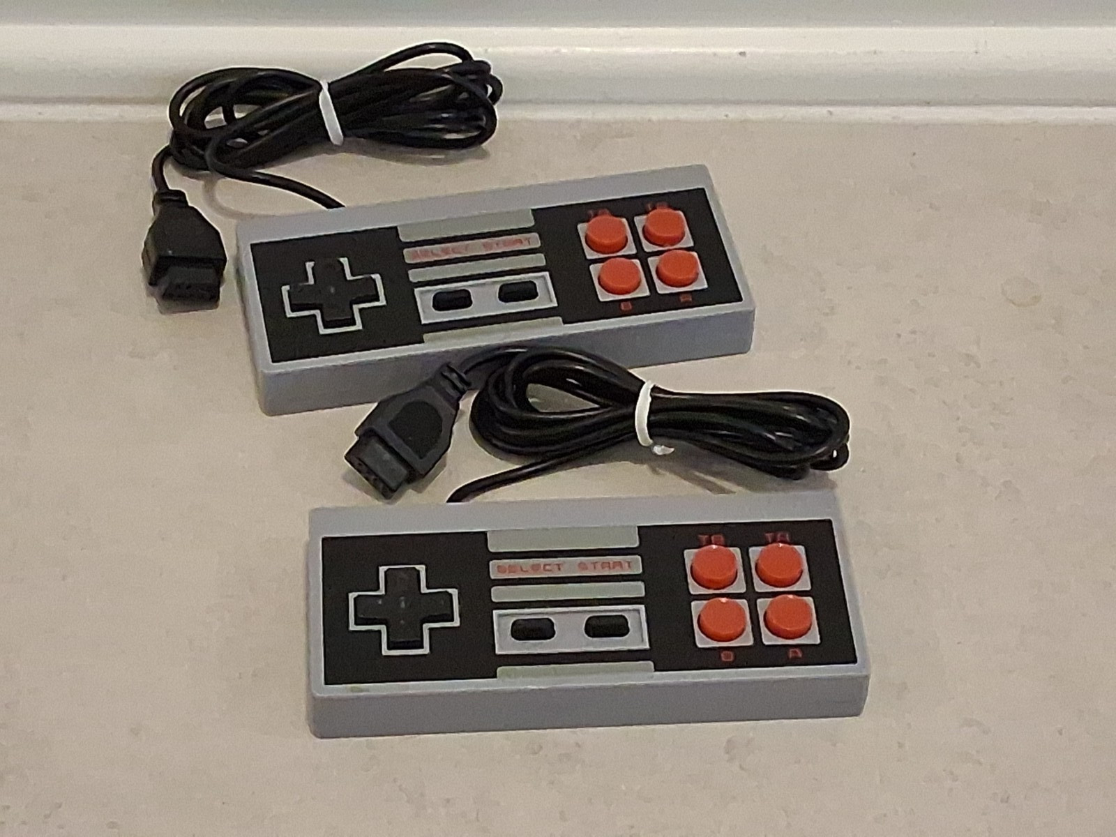 Nintendo 620 Classic Mini Video Games Console Set of 2