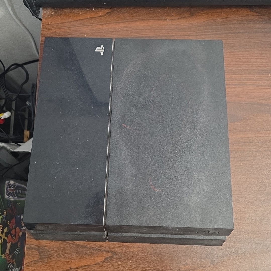 Sony PlayStation 4 Slim 500GB Cuh-1115a Console Only No Cords No Remote 8.52