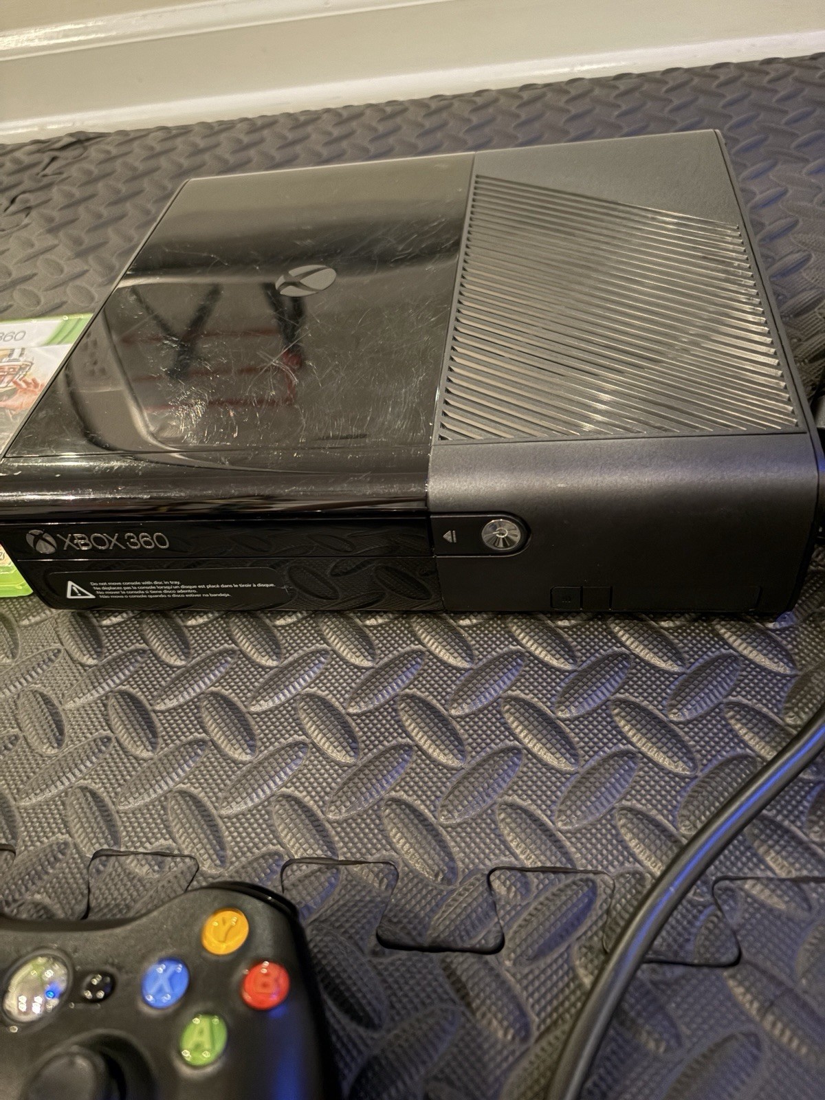 Microsoft Xbox 360 E Console 250 GB HDD OEM Controller Power Cord HDMI Bundle