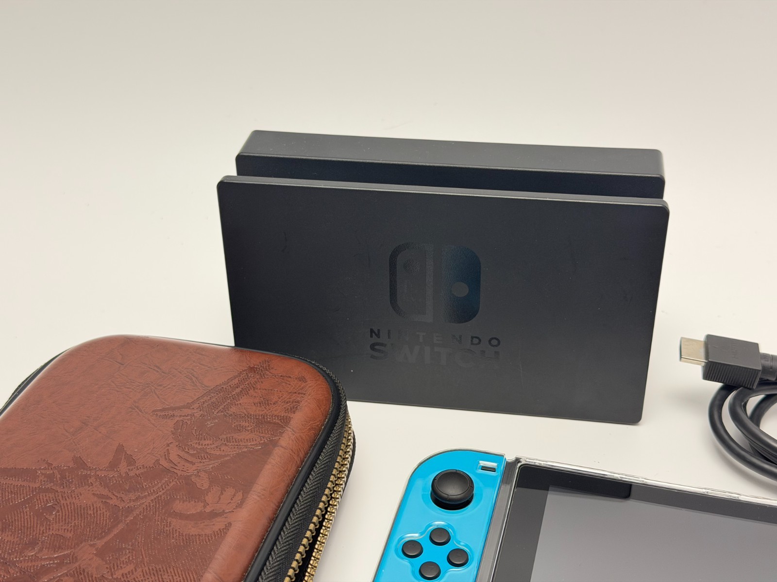 Nintendo Switch Console Zelda Breath of the Wild Bundle *Blue/Red Joy-Cons
