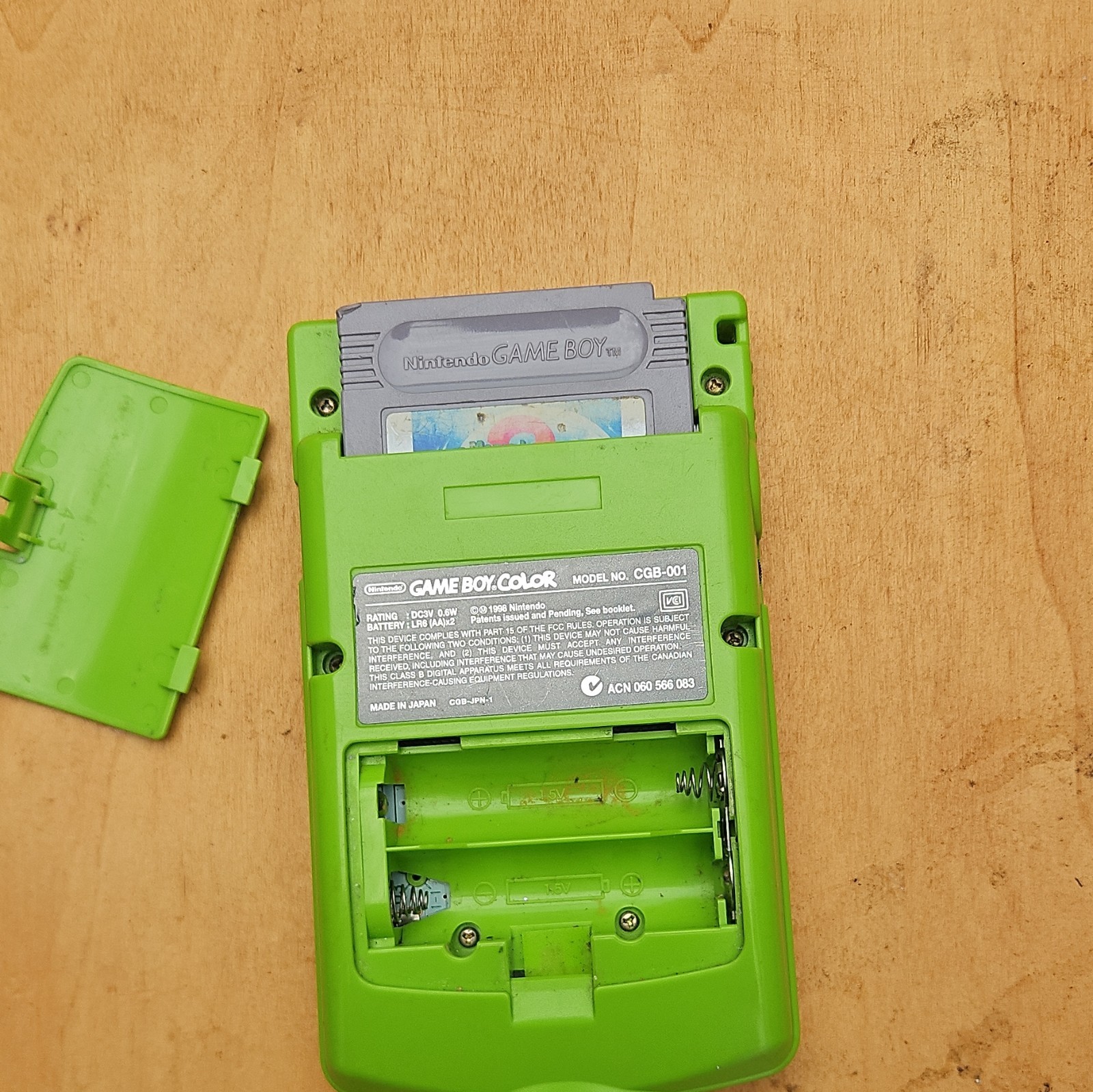 Nintendo Game Boy Color CGB-001 Green Handheld System with Headphone Jack 1998