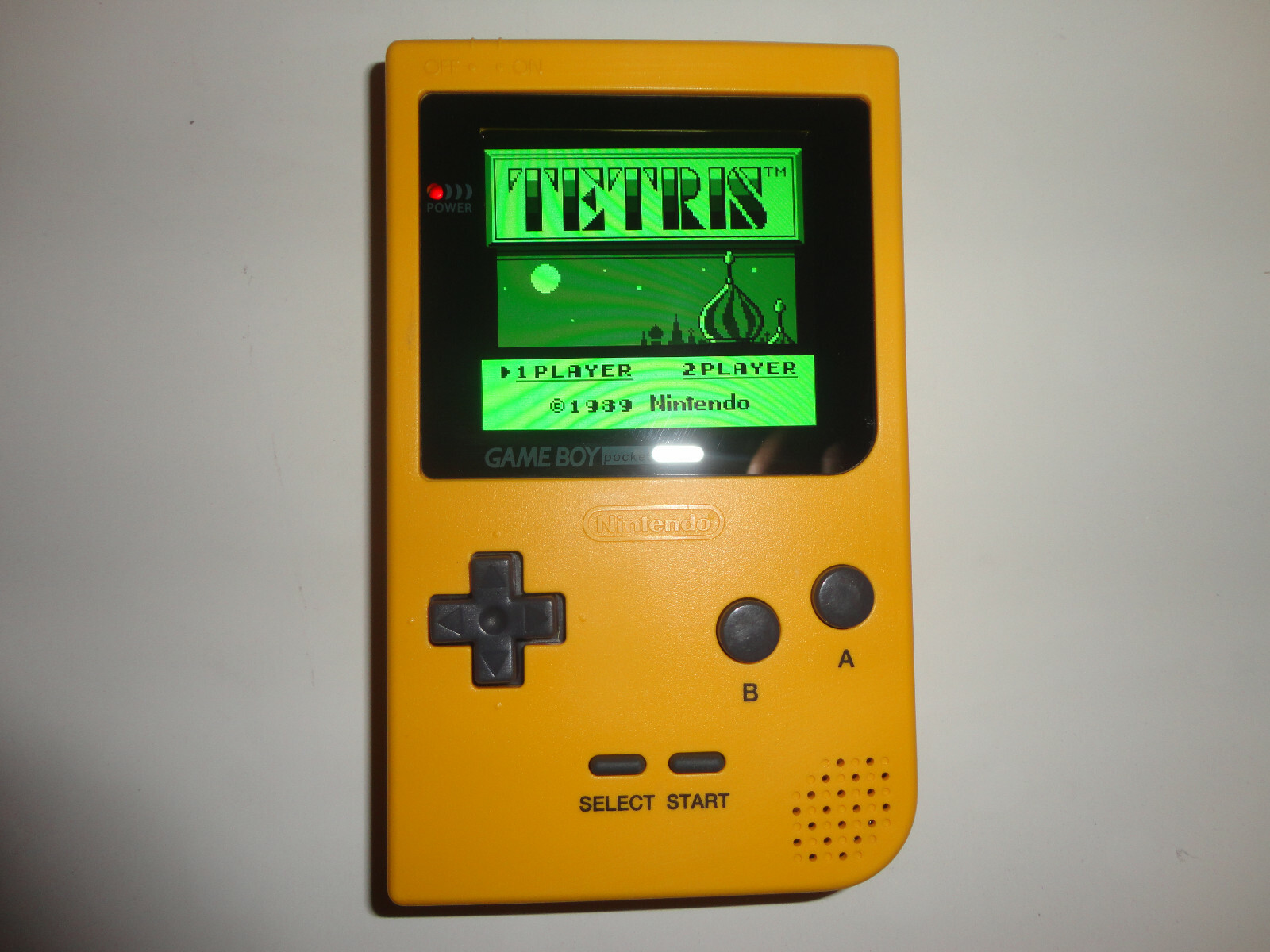 Game boy Pocket yellow 0SD FunnyPlaying Retro Pixel IPS Backlit Backlight Mod