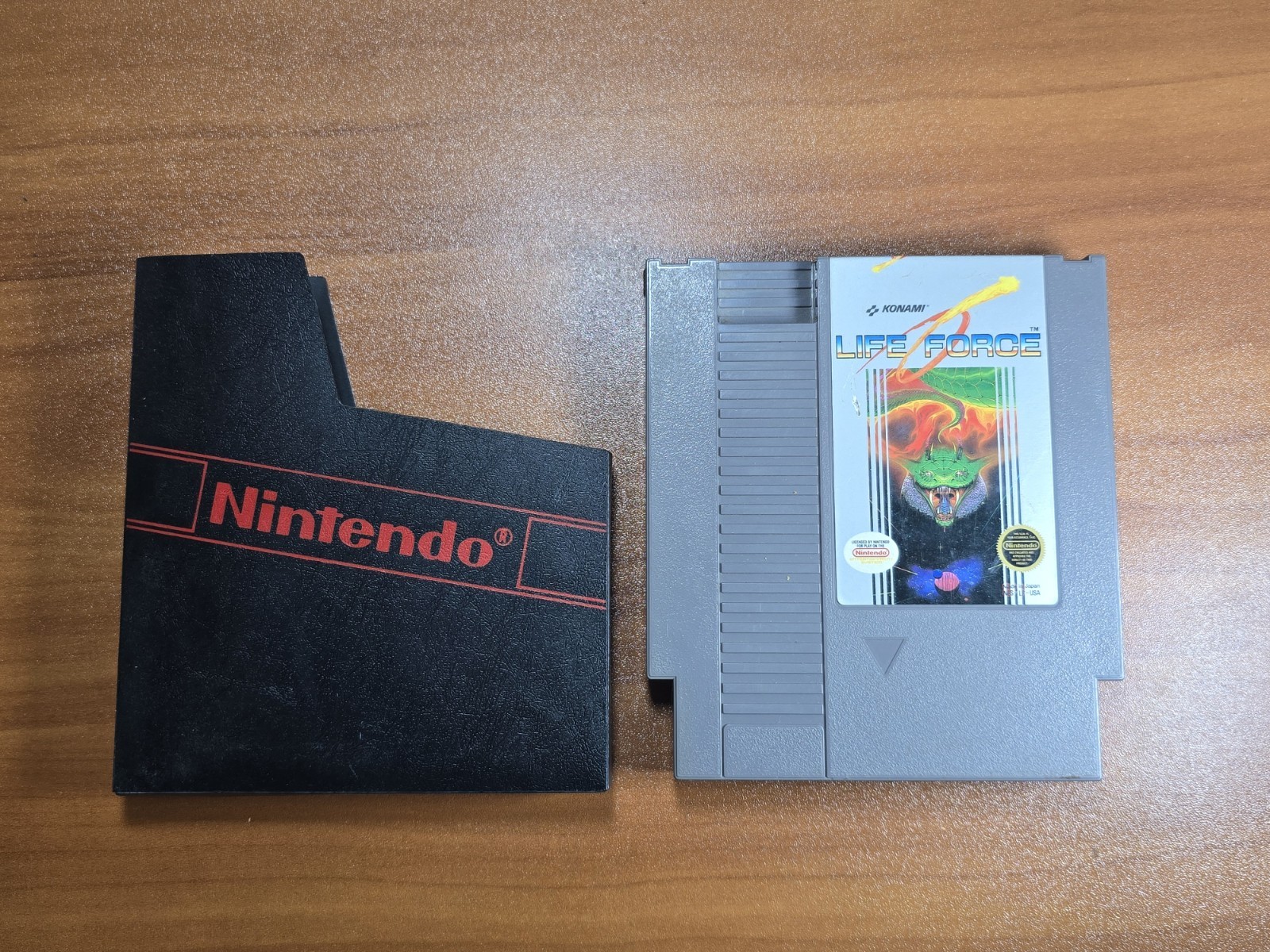 NES Life Force 1988 Nintendo Konami tested w/ sleeve