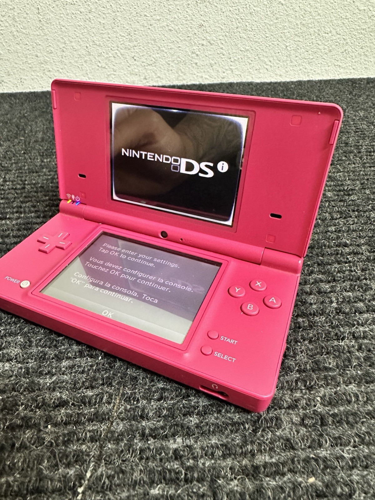 Nintendo DSi Console Pink Japan Model TWL-001(JPN) Screen Damage