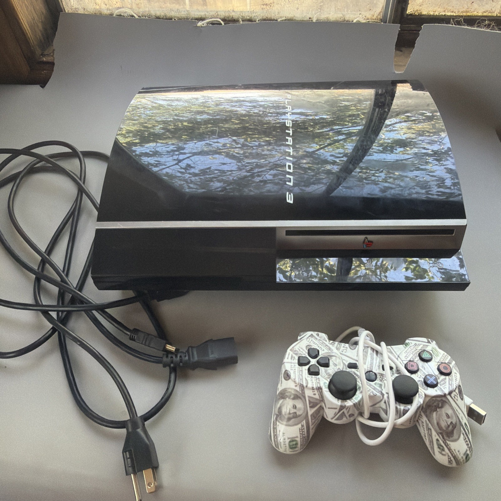 Ps3 CECHH01 working Tested with controller and cables