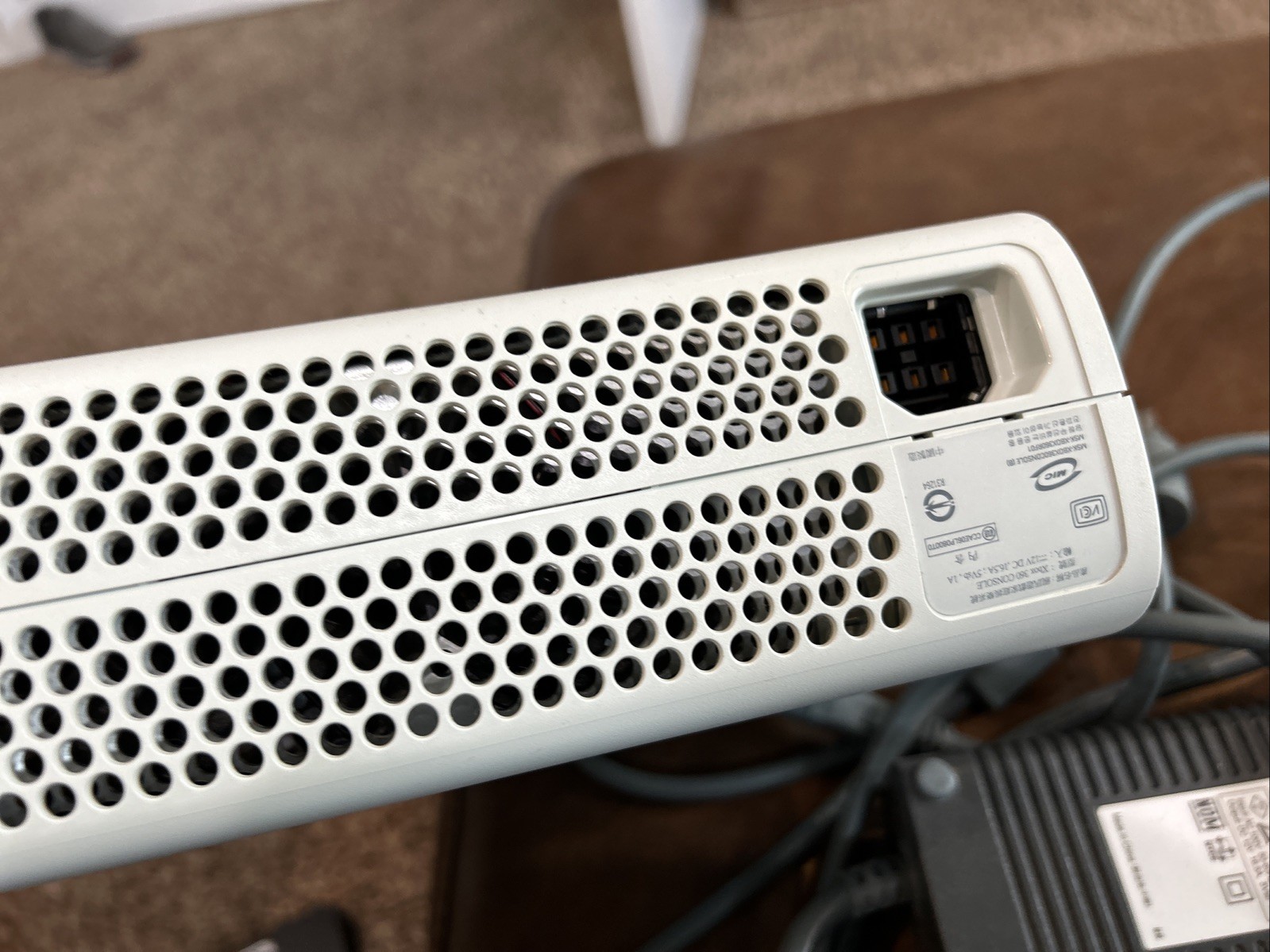 Microsoft Xbox 360 With Hard Drive. Not Working