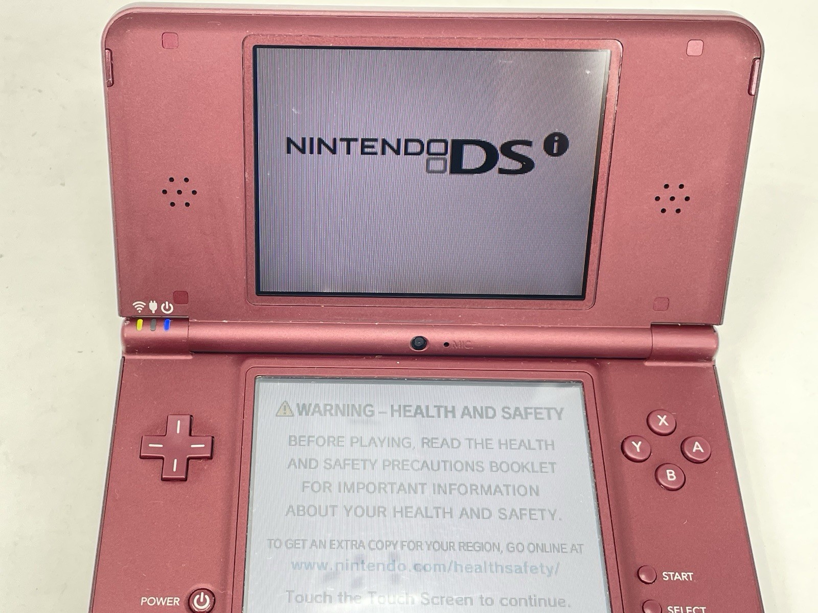 Nintendo DSi XL Handheld Game Console UTL-001 Burgundy W/ Charger Only Works