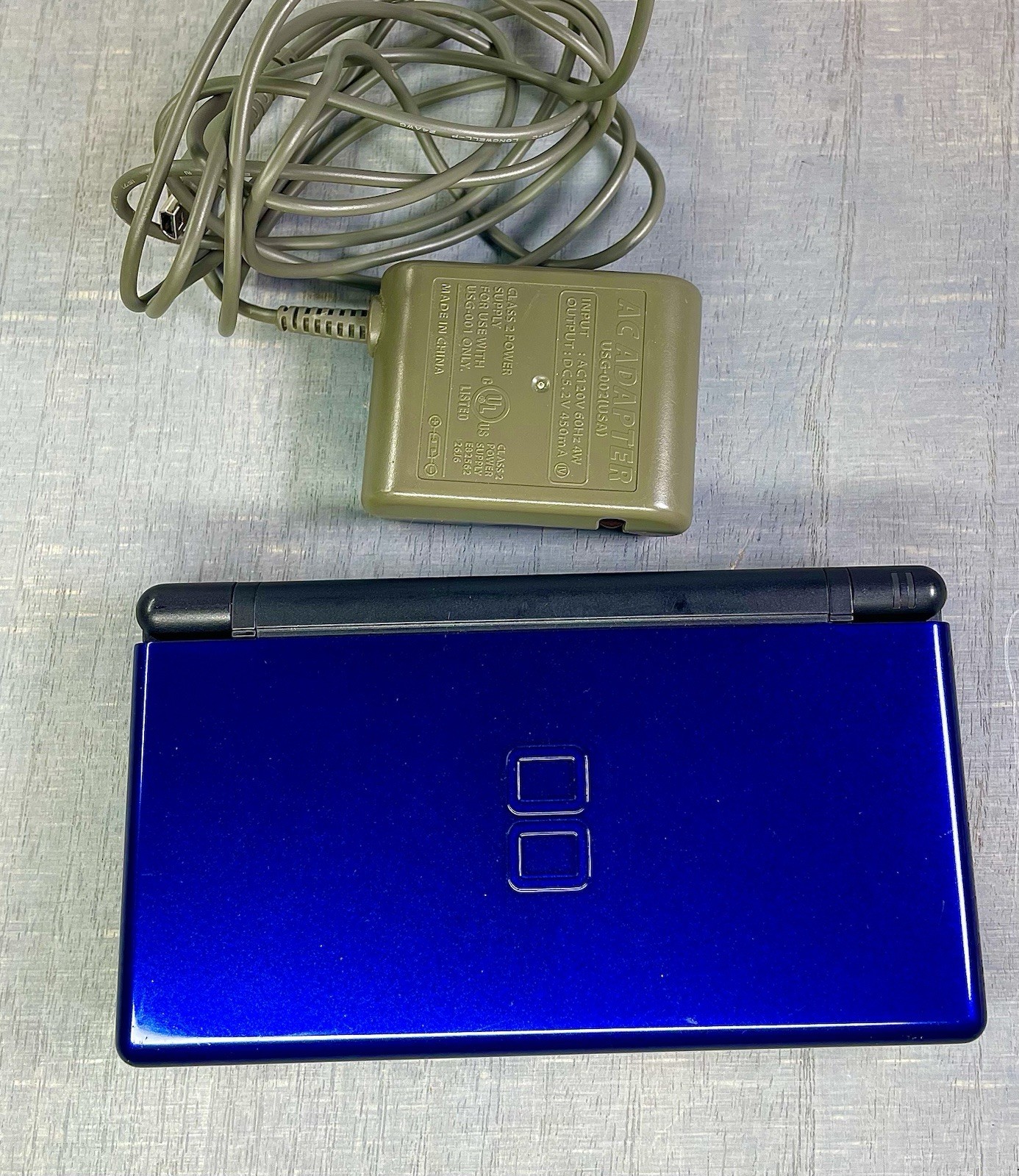 Nintendo DSi w/ Stylus White Tested Good /Blue DSlite For Parts – 34 Games Total