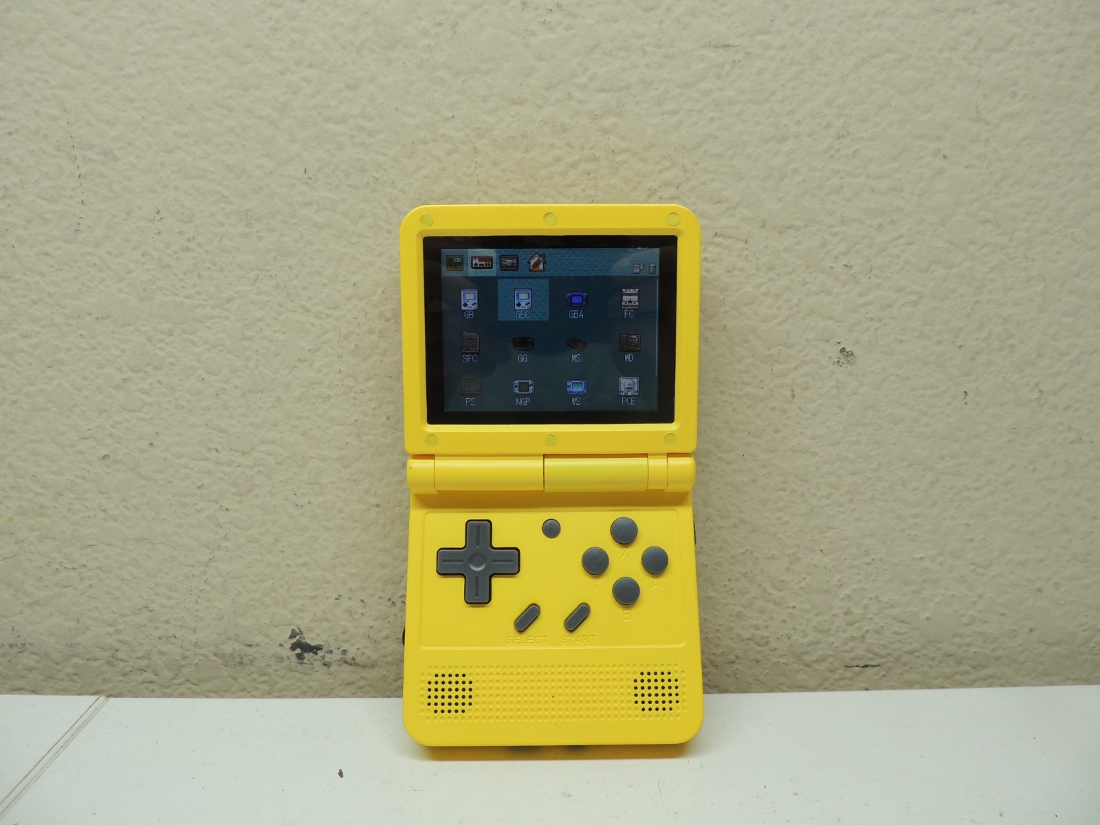 Powkiddy V90S 3.5 Inch Foldable Open Sourse Retro Flip Handheld Game Console 16g