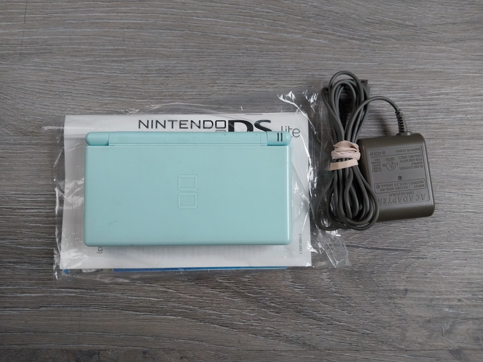 Nintendo DS Lite Handheld Console – Tested & Works with Game & Charger Teal