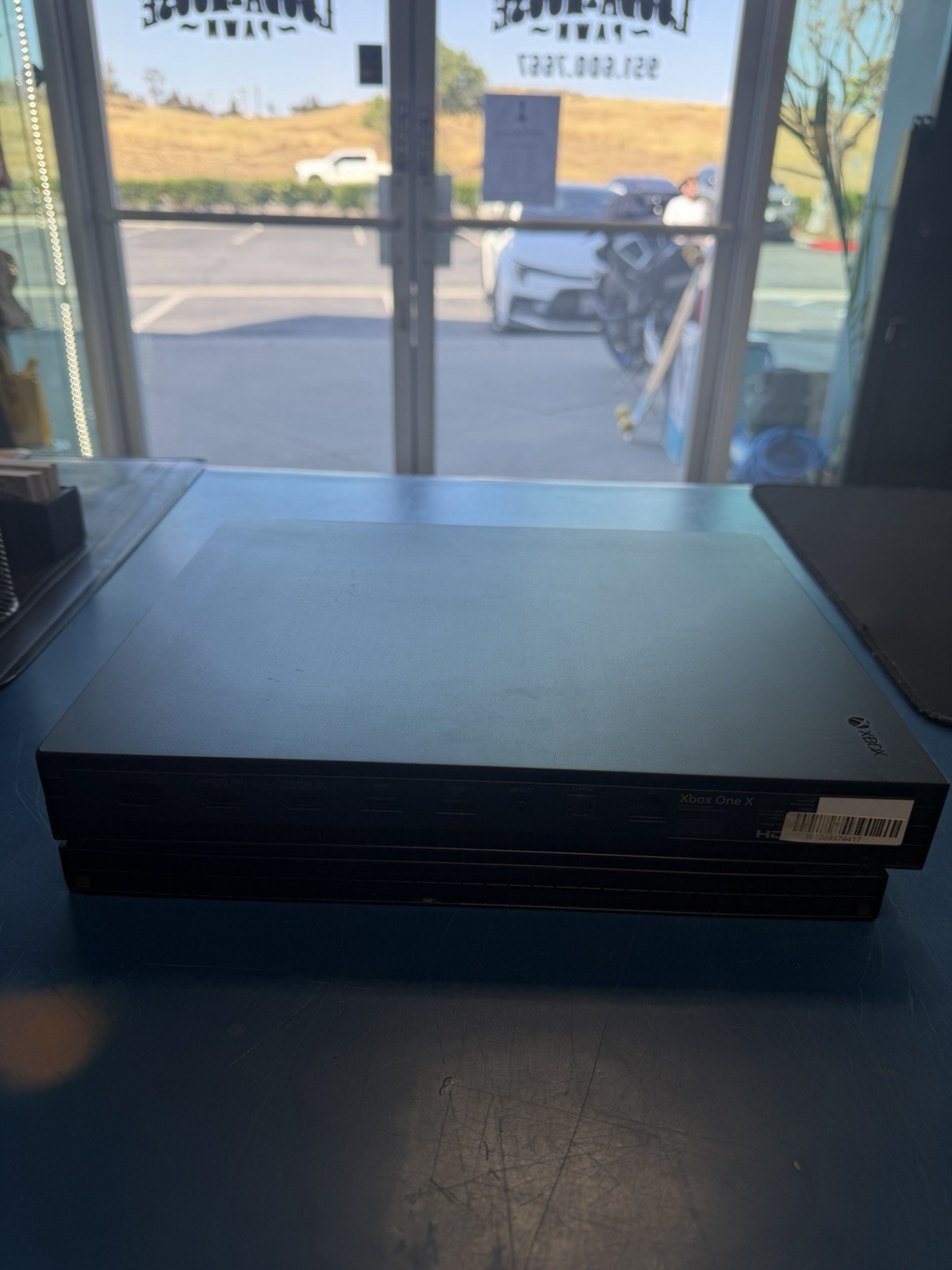 Microsoft Xbox One X – 1TB – Home Console – Black