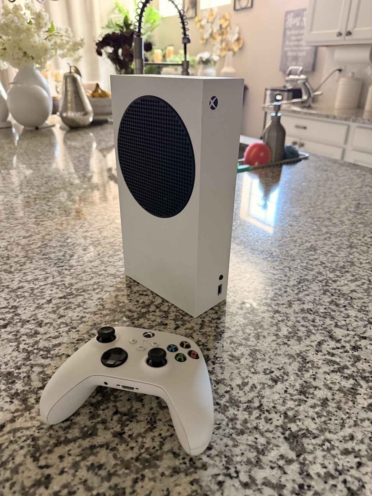 Microsoft Xbox Series S 512GB White Console w/ Controller, Wi-Fi, 1440p