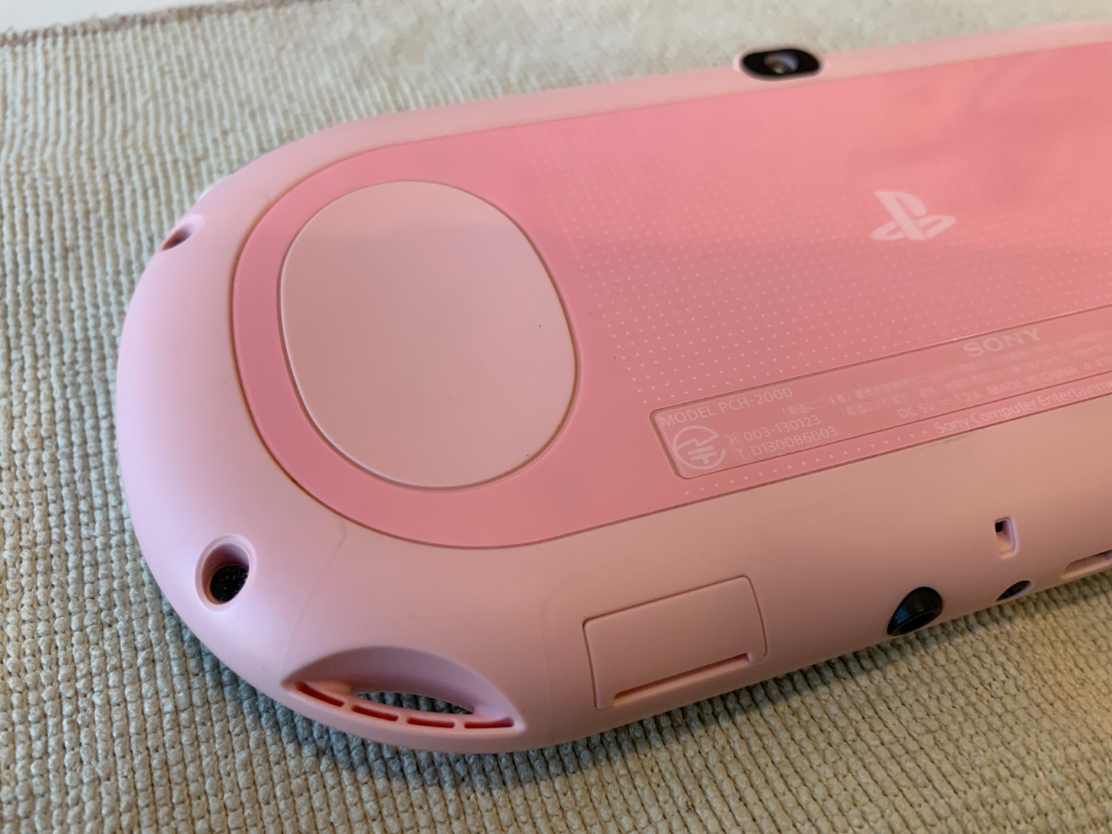SONY PlayStation PS Vita PCH-2000 ZA19 Light Pink White 4GB memory card