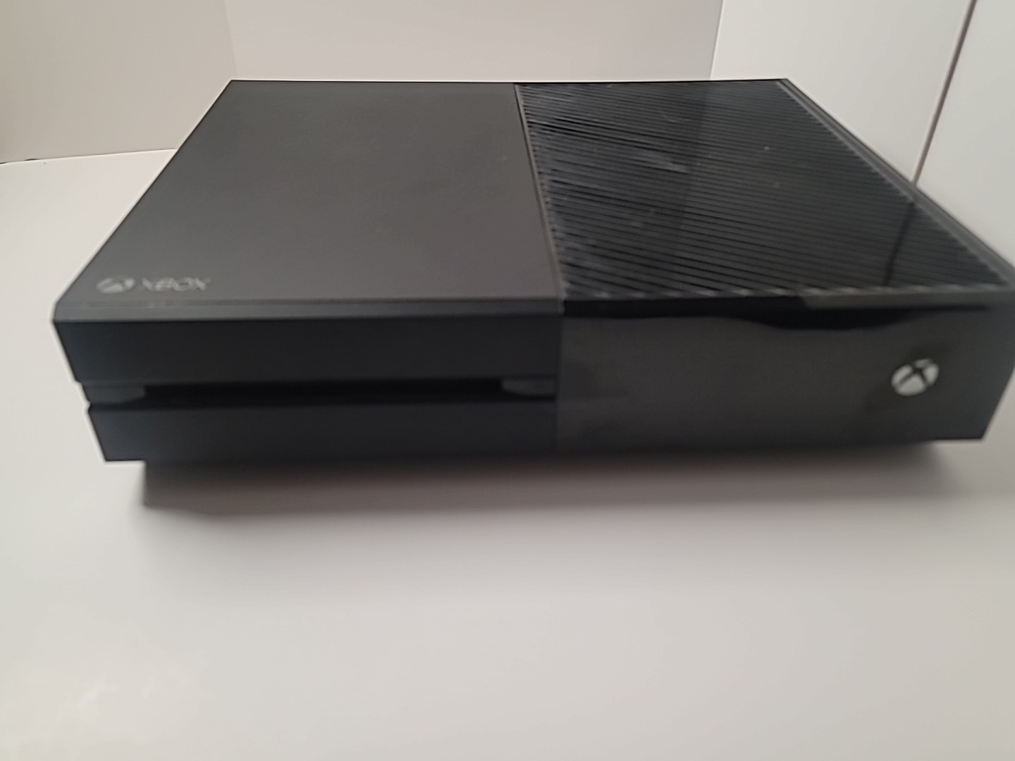 Xbox One 1 TB 1540 Bundle: Box, Kinect Camera, Controller, Games Tested/Works